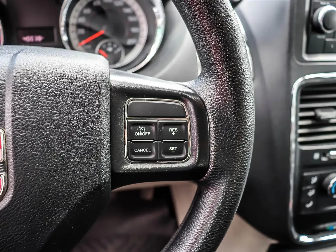 Dodge Grand Caravan fotografie Dodge Grand Caravan