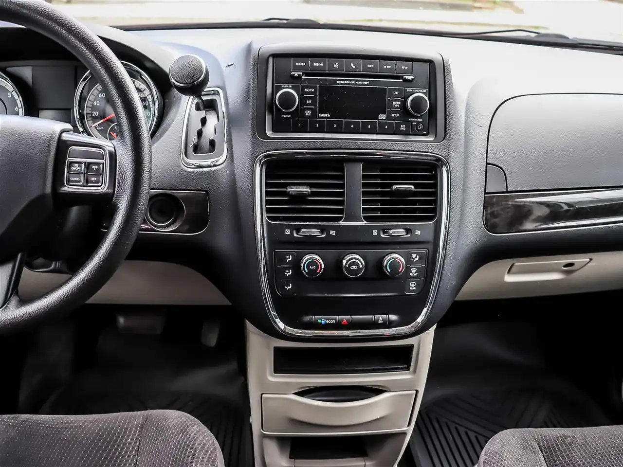 Dodge Grand Caravan fotografie Dodge Grand Caravan