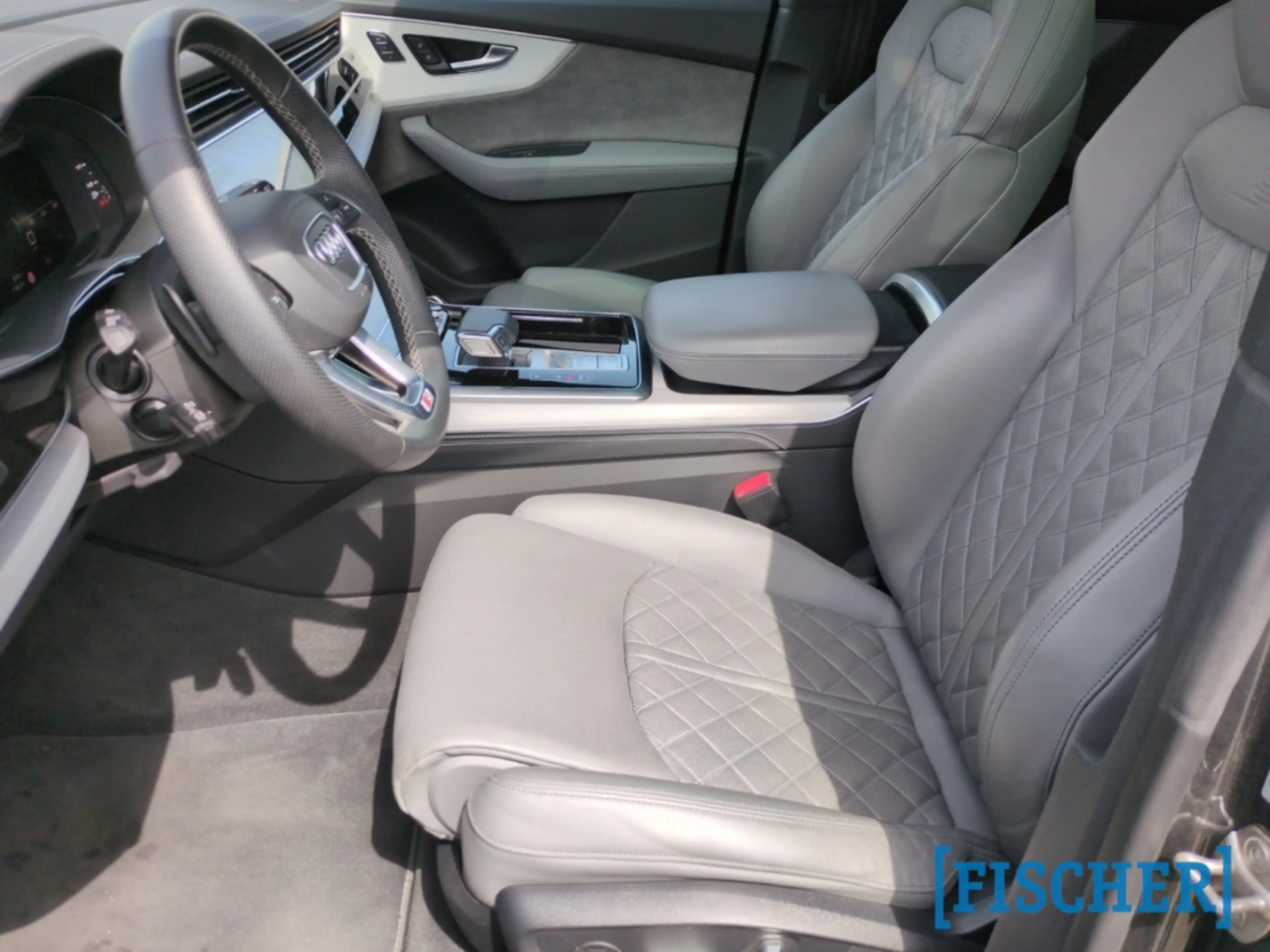 Audi SQ8 TFSI quattro Matrix Navi HUD B&O Pano 360° ACC — photo 13
