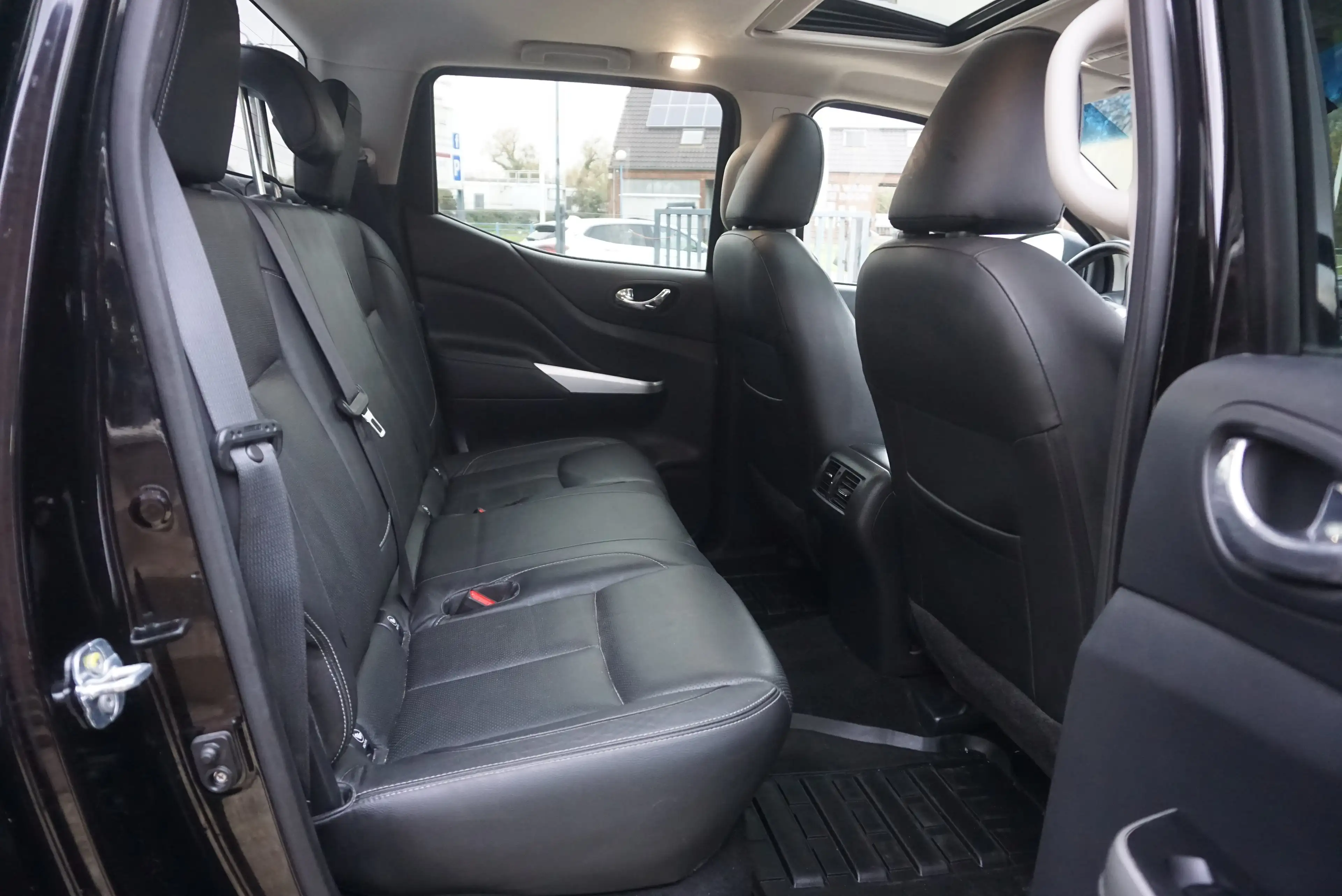 Nissan Navara 2.3 dCi 4WD Tekna TVA-BTW XENON CAM360 TOIT OUV — photo 13