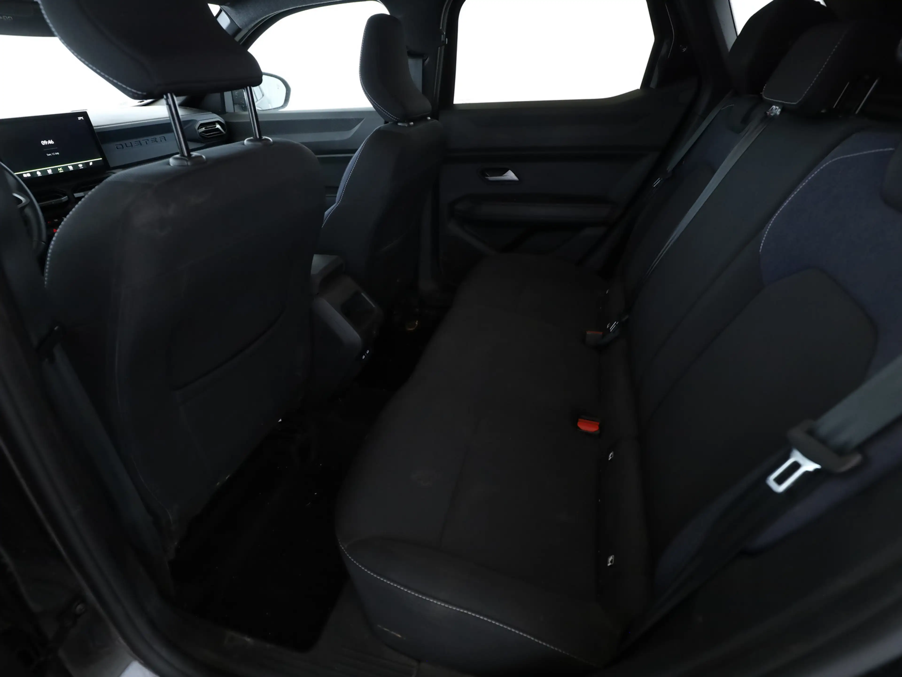 Dacia Duster Neuer Journey TCe 130 4x4 — photo 12
