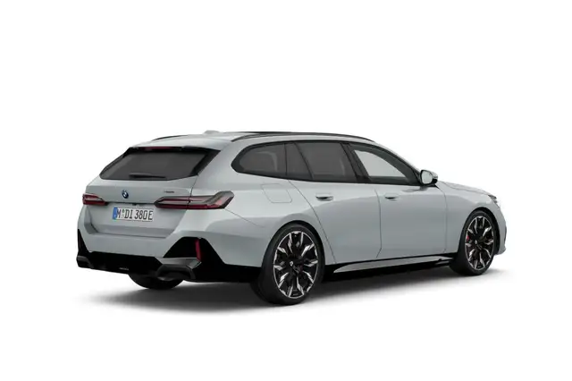 BMW I5 view 2