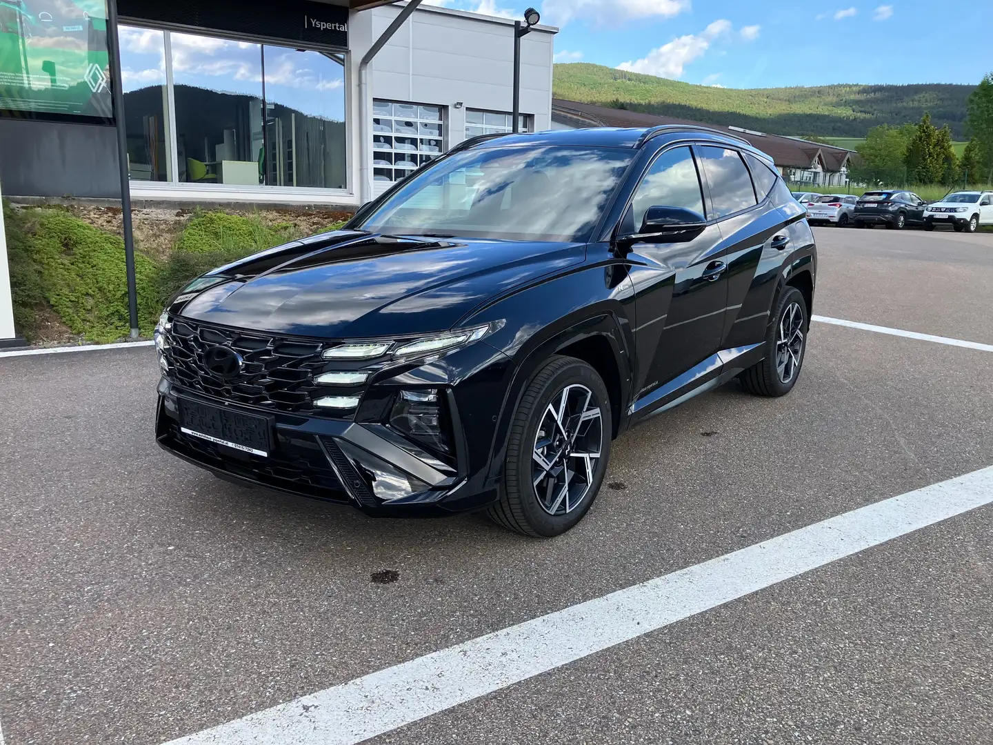 Hyundai TUCSON Tucson NX4 N Line 1,6 T-GDi HEV 4WD AT Schwarz - 2