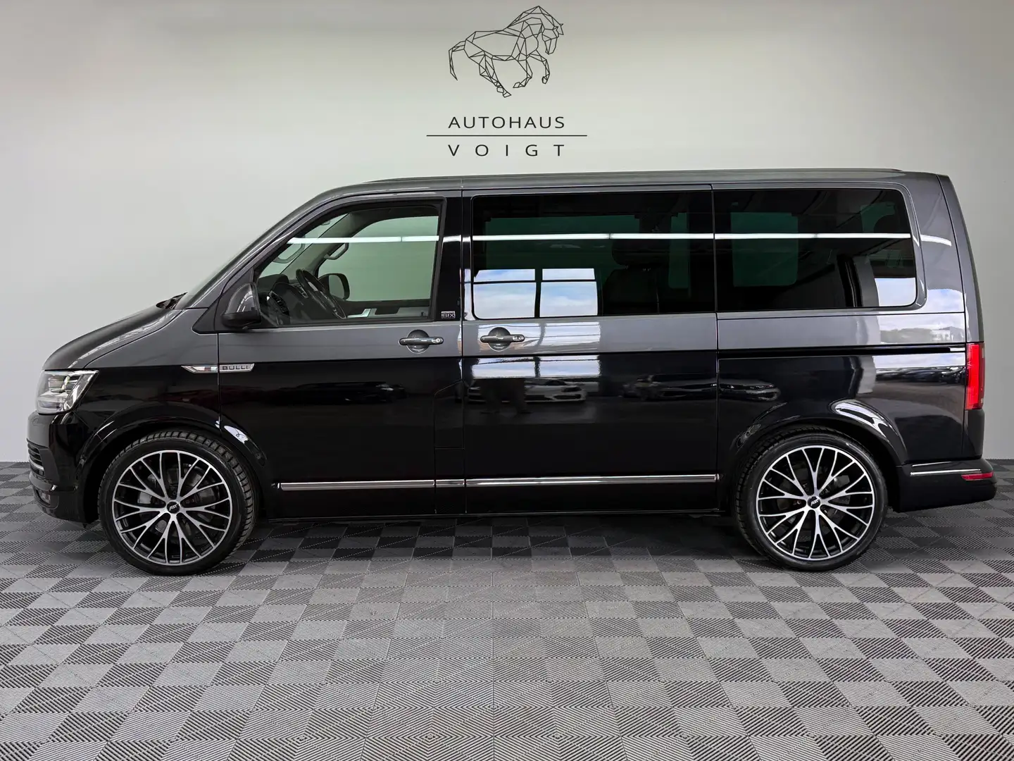 Volkswagen T6 Multivan Gen. Six|AHK|MwSt|ABT|DCC|LED|Kamera| - 1