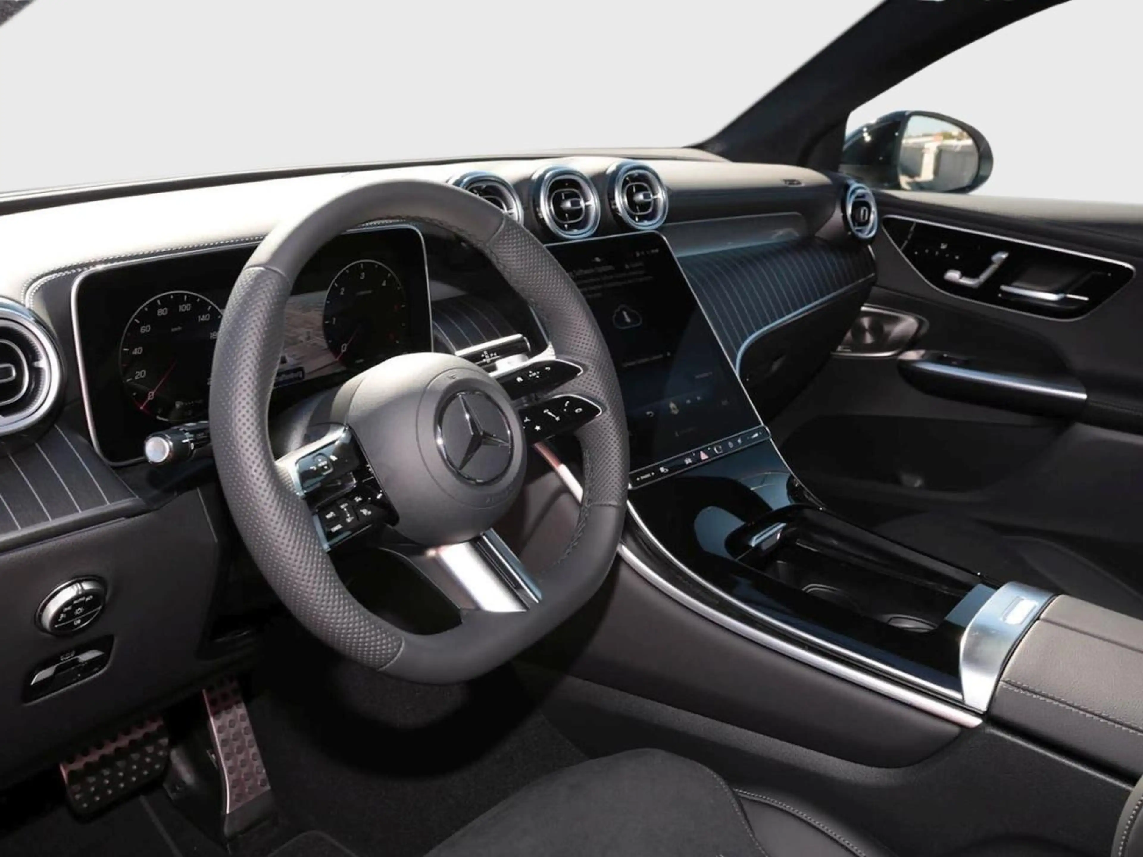 Mercedes-Benz GLC 300 d 4MATIC Coupé AMG Night Panorama AHK — photo 7