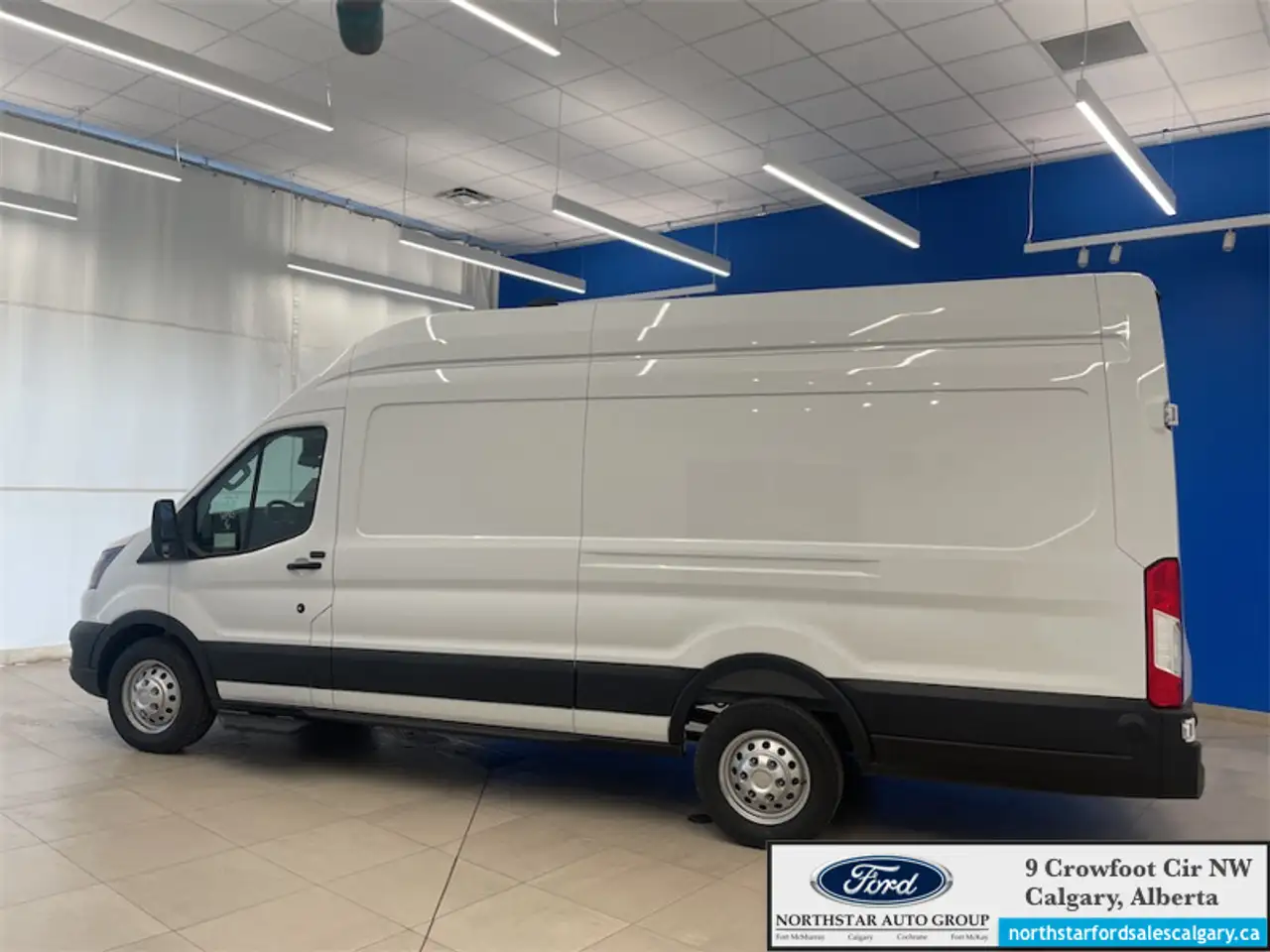Ford Transit Cargo Van снимка Ford Transit Cargo Van