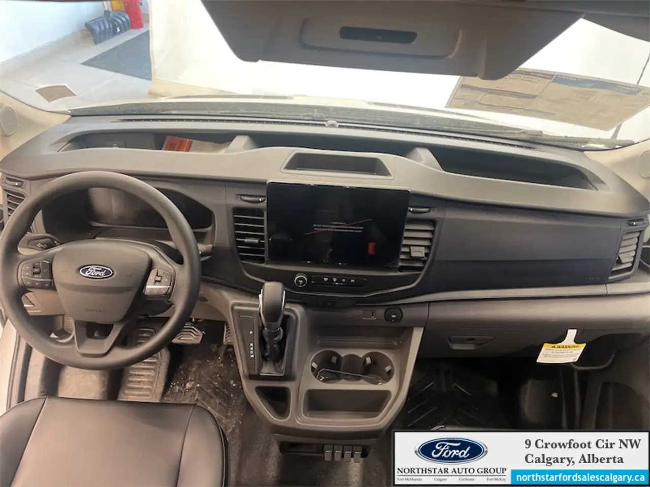 Ford Transit Cargo Van снимка Ford Transit Cargo Van