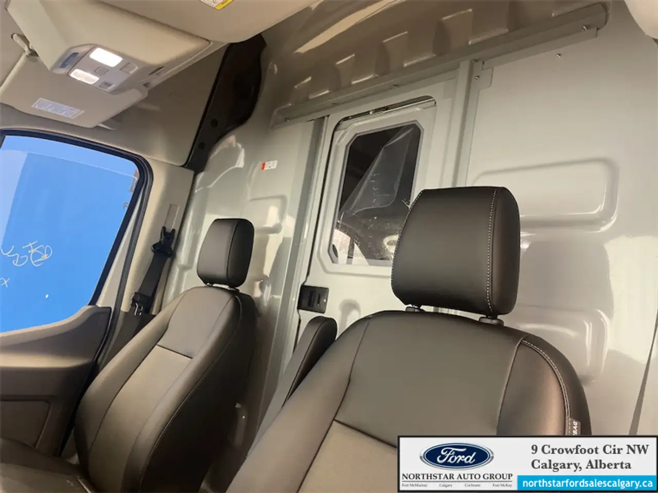 Ford Transit Cargo Van снимка Ford Transit Cargo Van