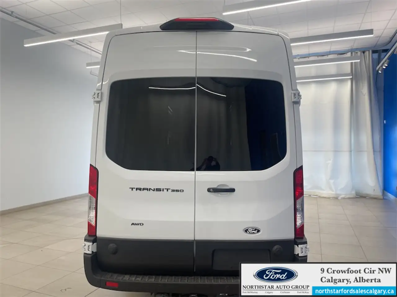 Ford Transit Cargo Van снимка Ford Transit Cargo Van