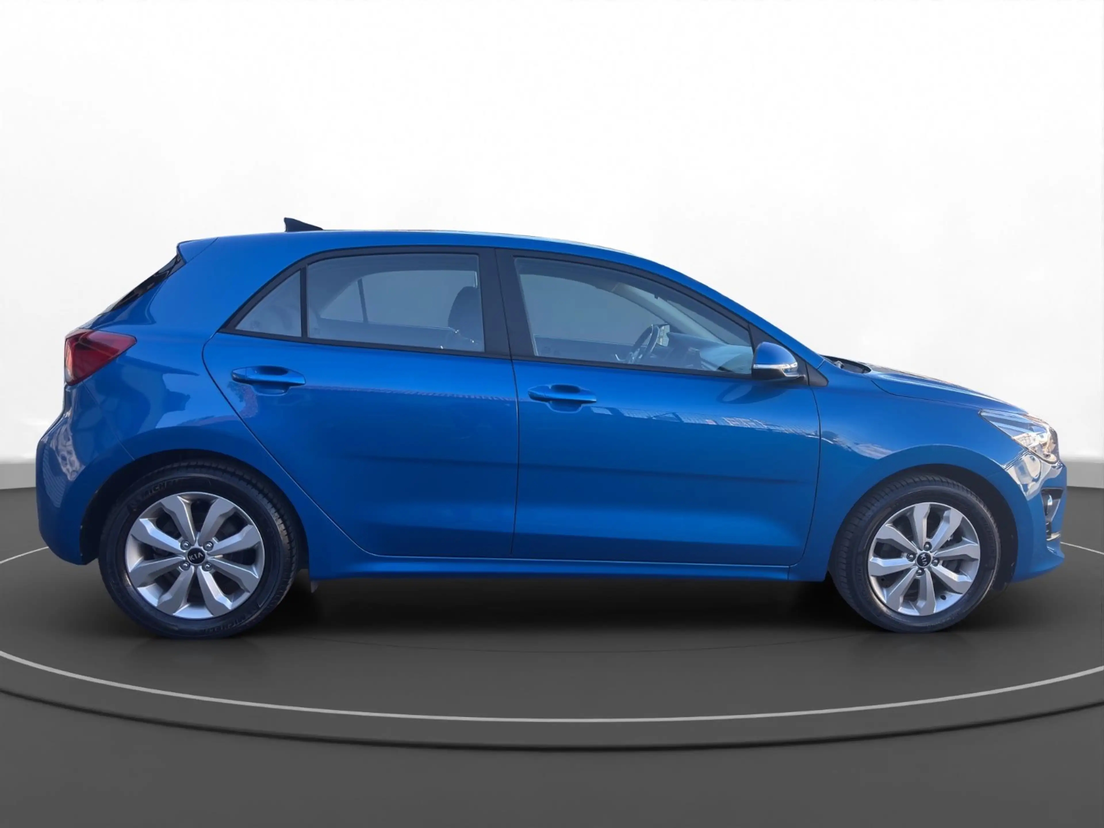 Kia Rio Vision**KAMERA**NAVI**SHZ** — photo 9