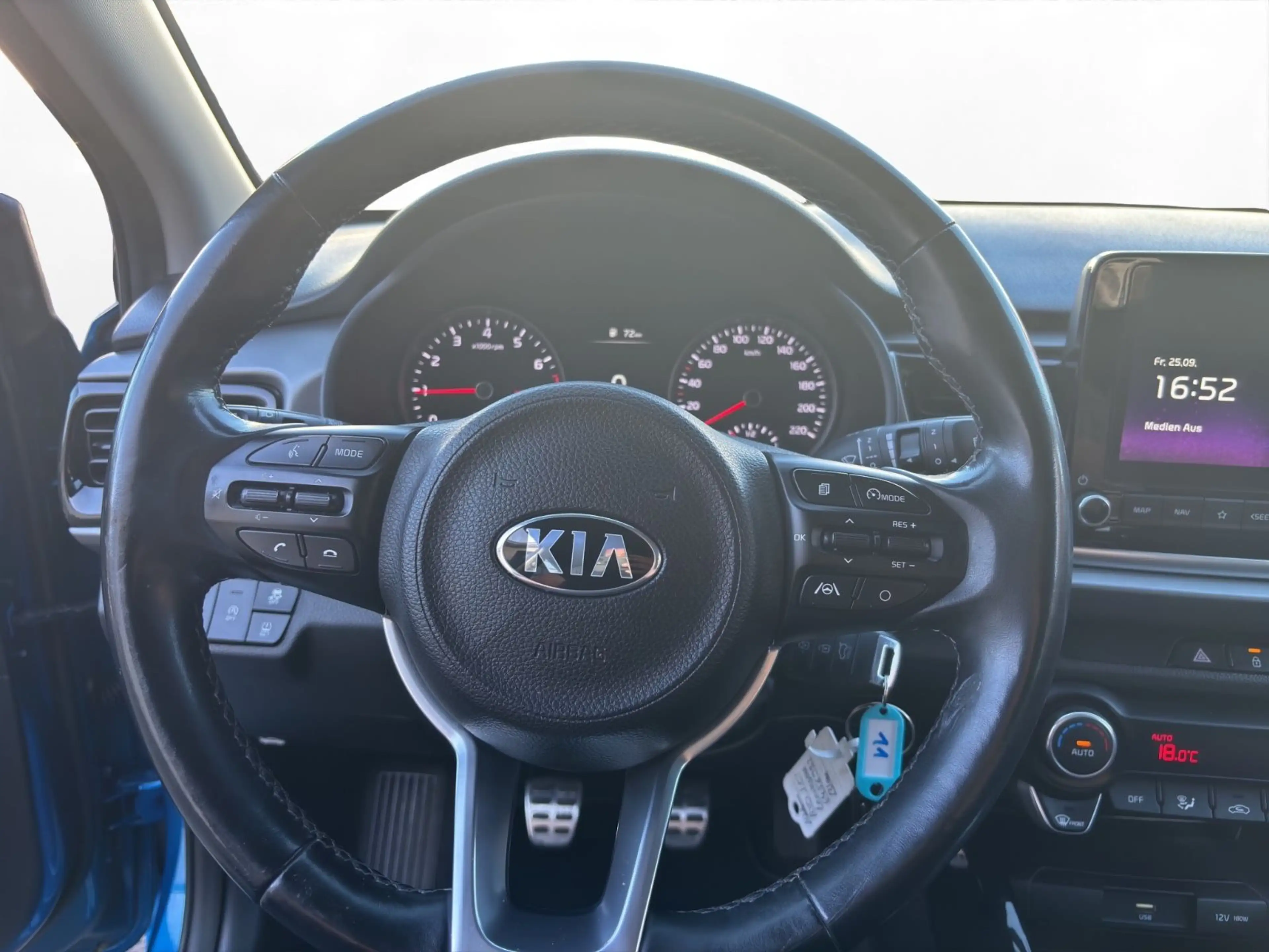Kia Rio Vision**KAMERA**NAVI**SHZ** — photo 12