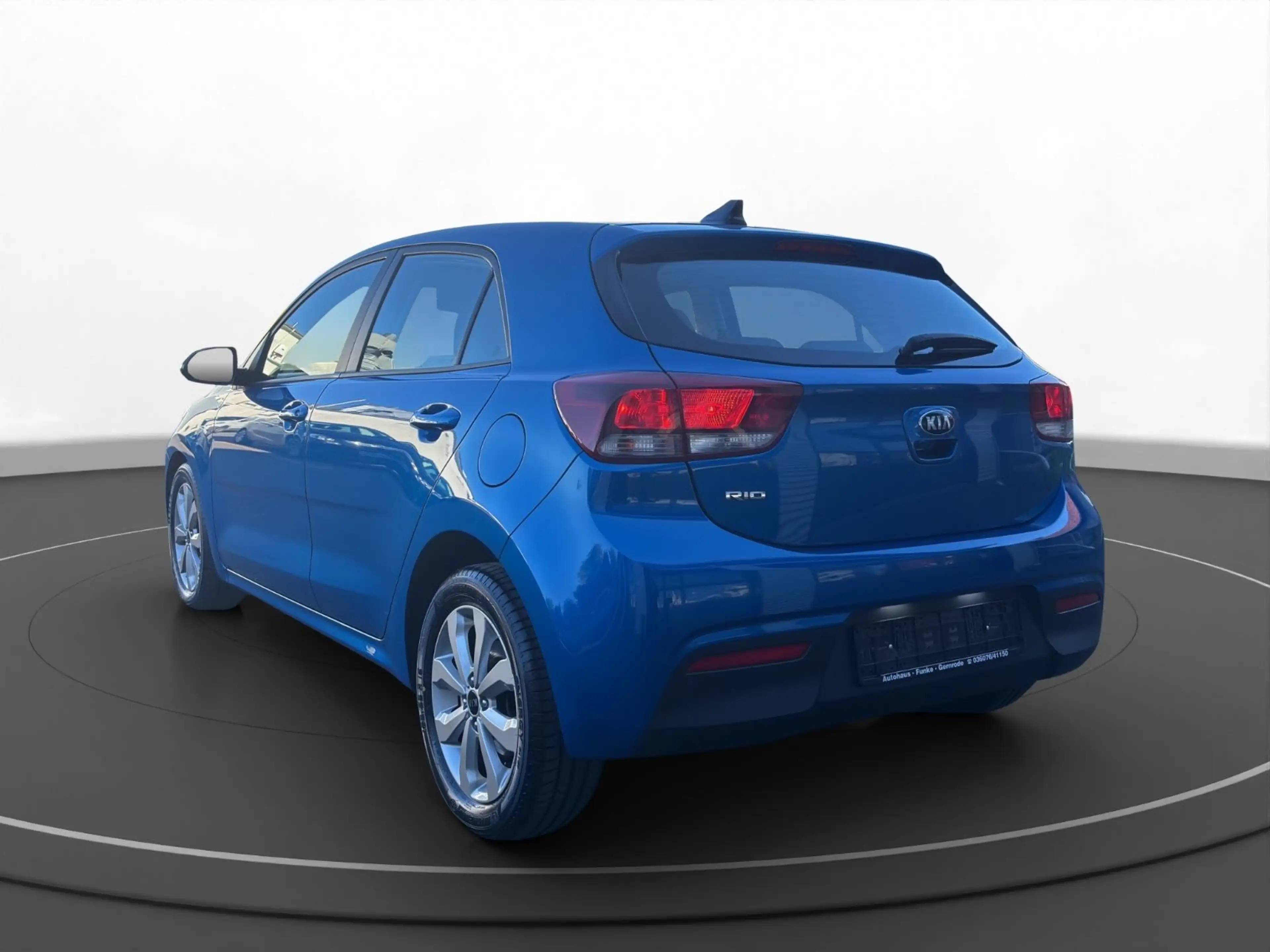 Kia Rio Vision**KAMERA**NAVI**SHZ** — photo 8