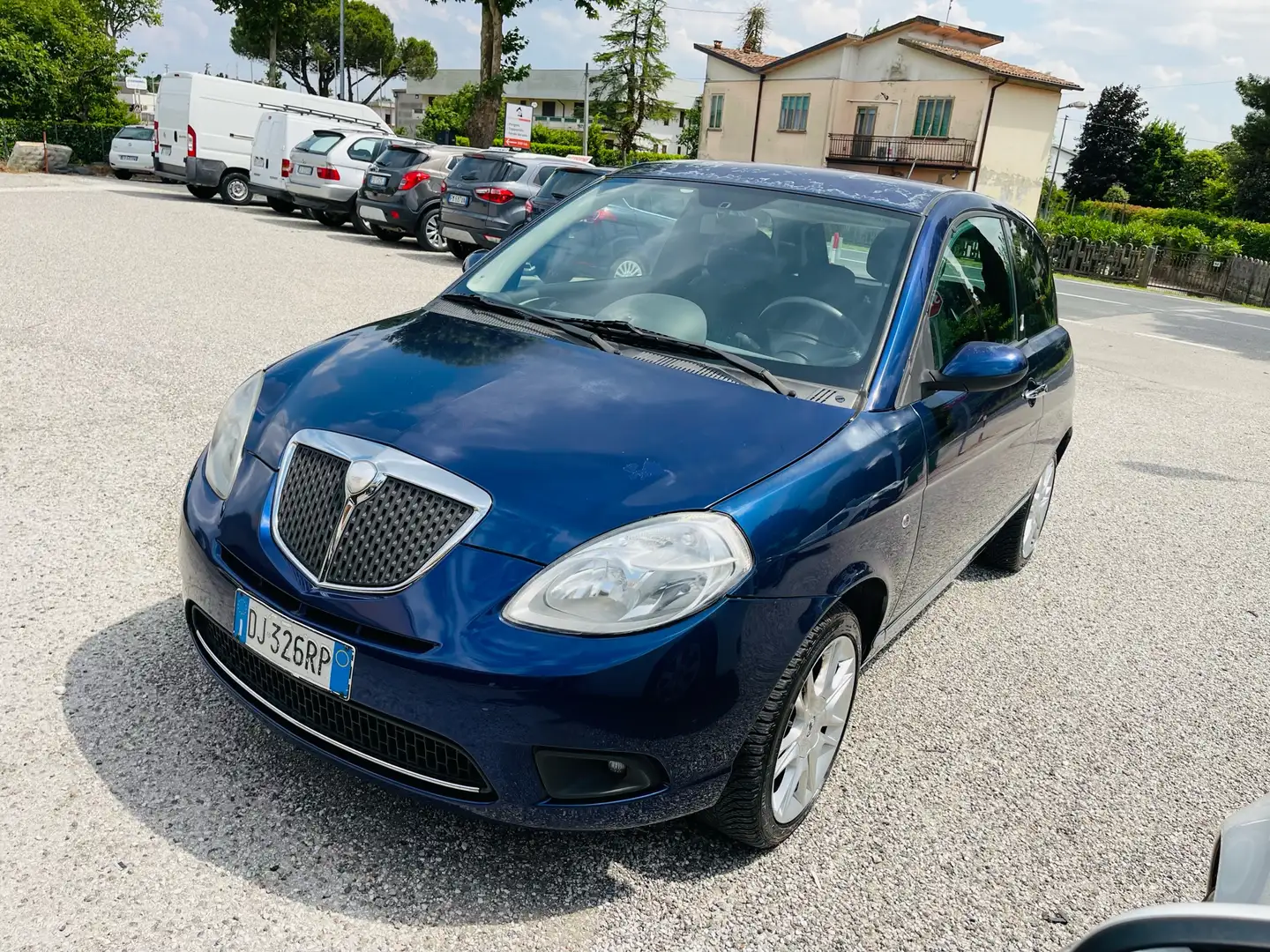 Lancia Ypsilon 1.3 mjt 16v 90cv Ok Neopatentati Bleu - 2