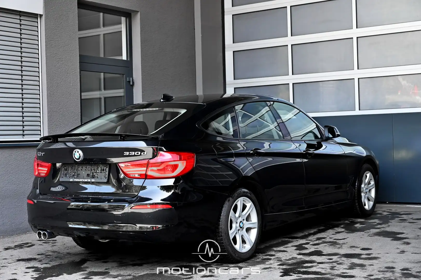 BMW 330 GT- 330 d Aut. Pickerl NEU Czarny - 2