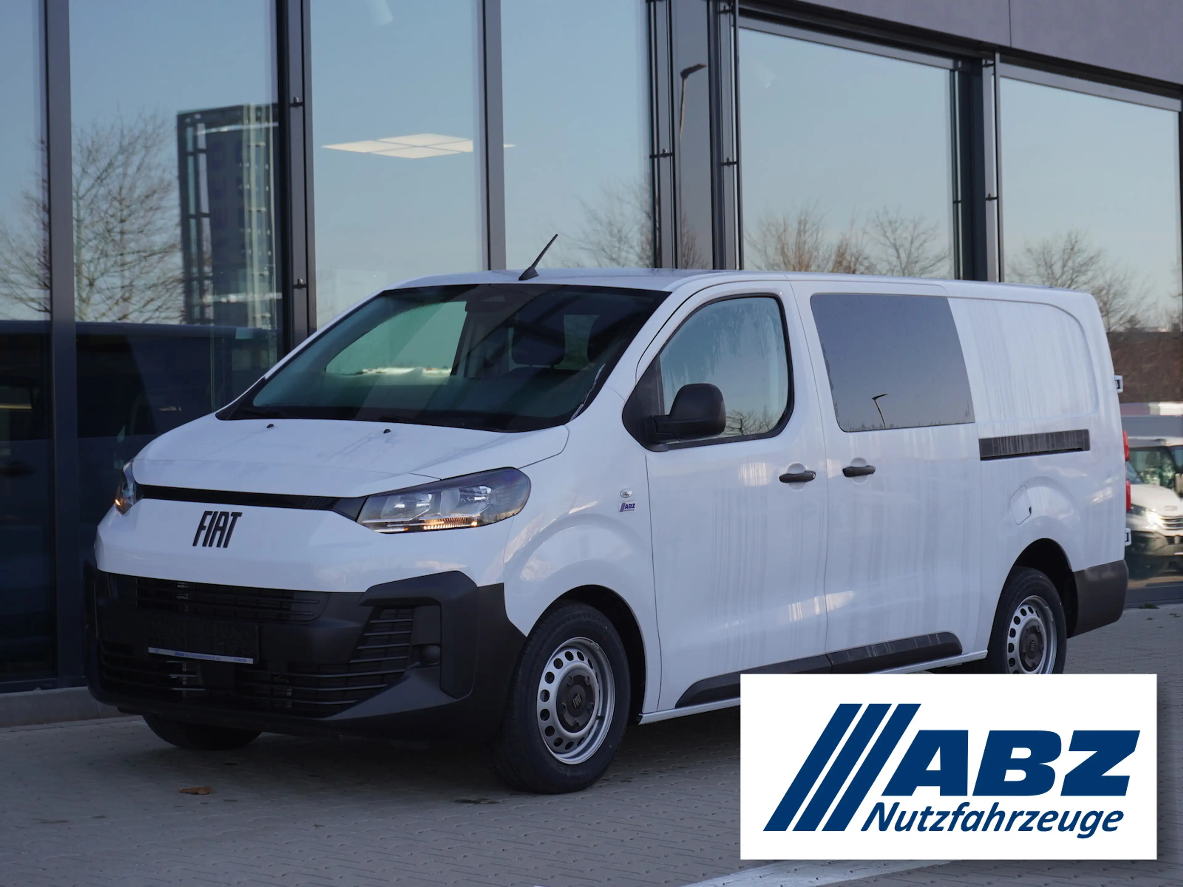 Fiat Scudo Multicab L3 2.2 150 / 6-Sitzer + 10-Zoll