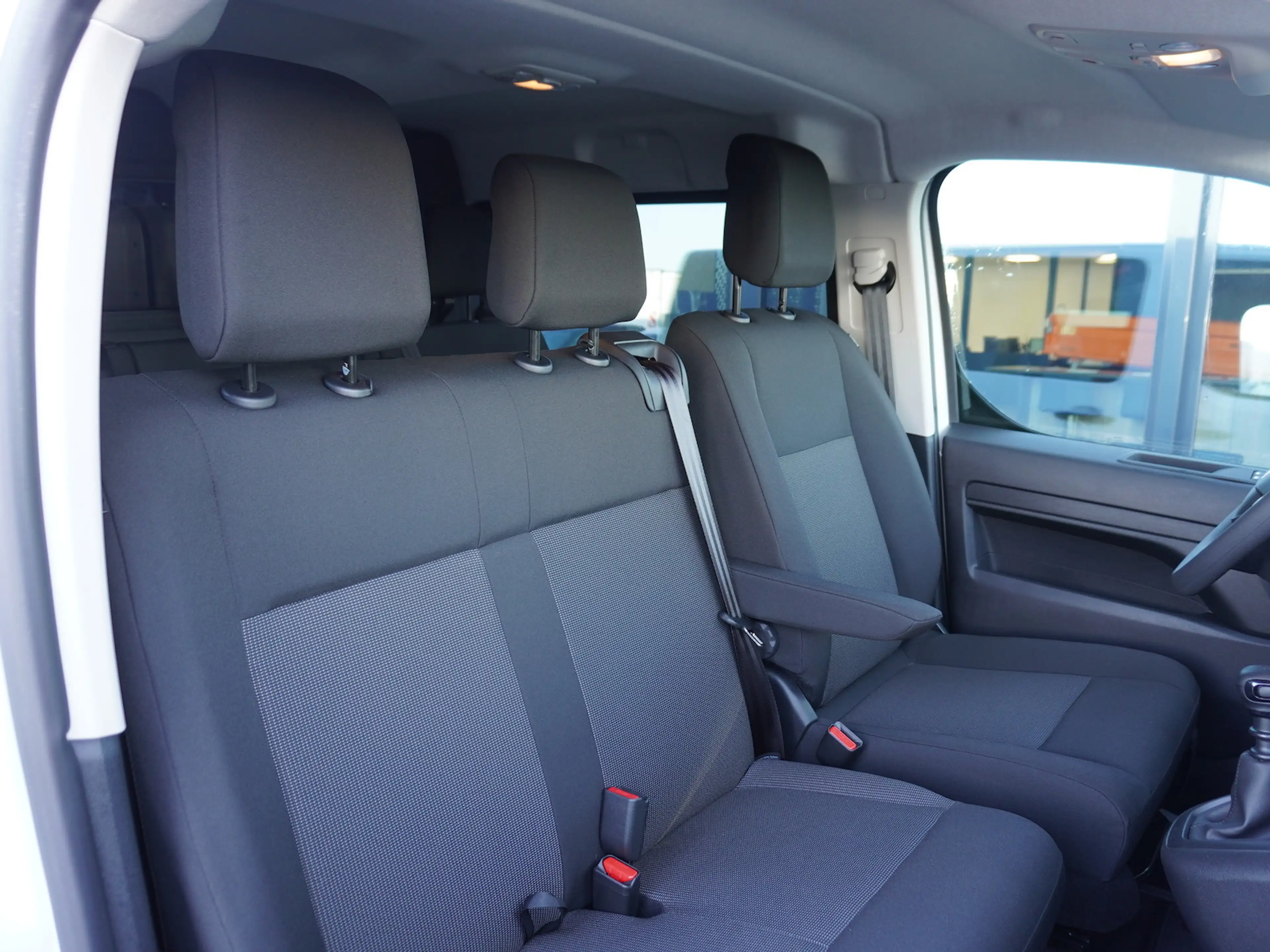 Fiat Scudo Multicab L3 2.2 150 / 6-Sitzer + 10-Zoll — photo 10