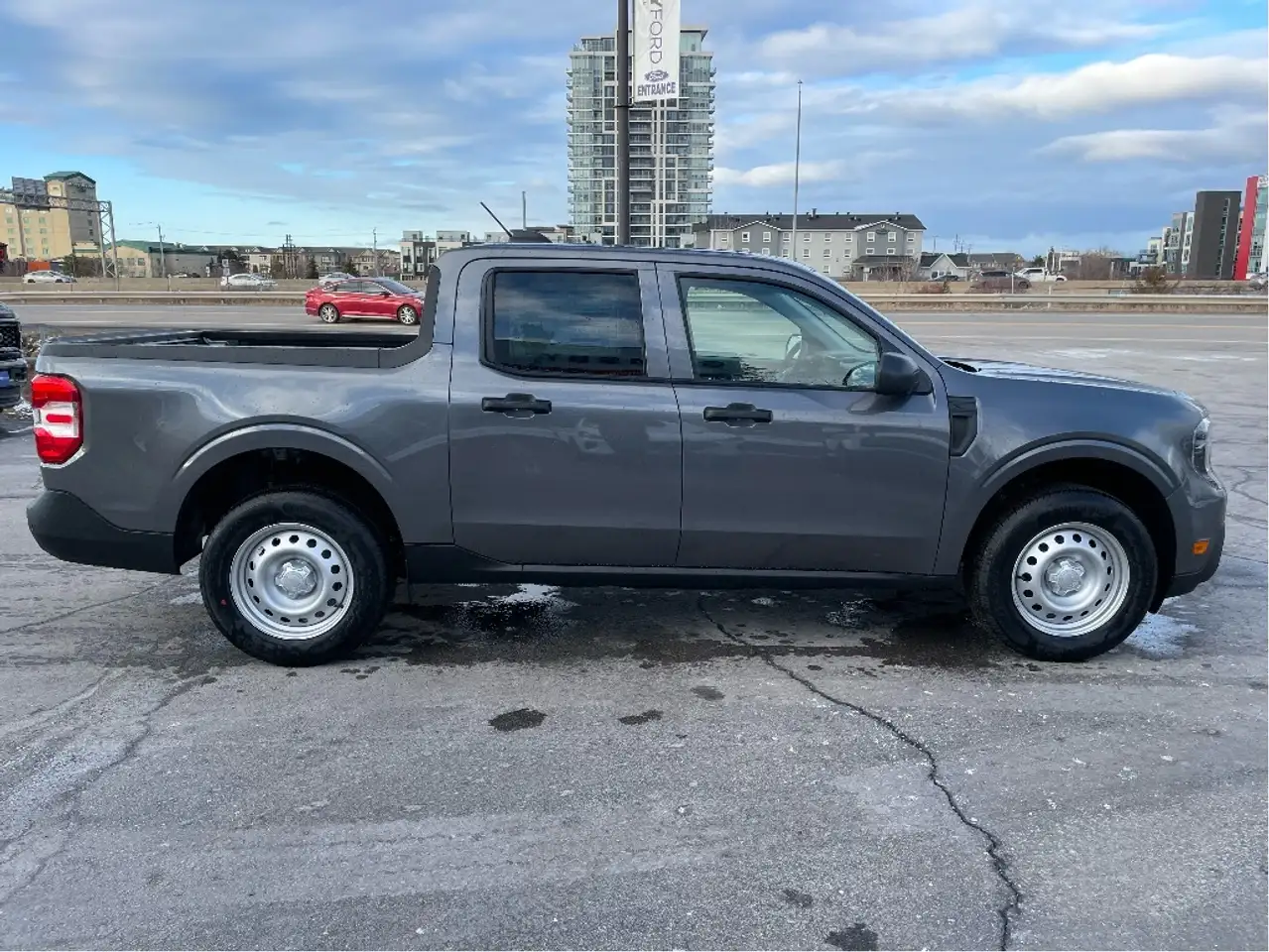 Ford Maverick снимка Ford Maverick