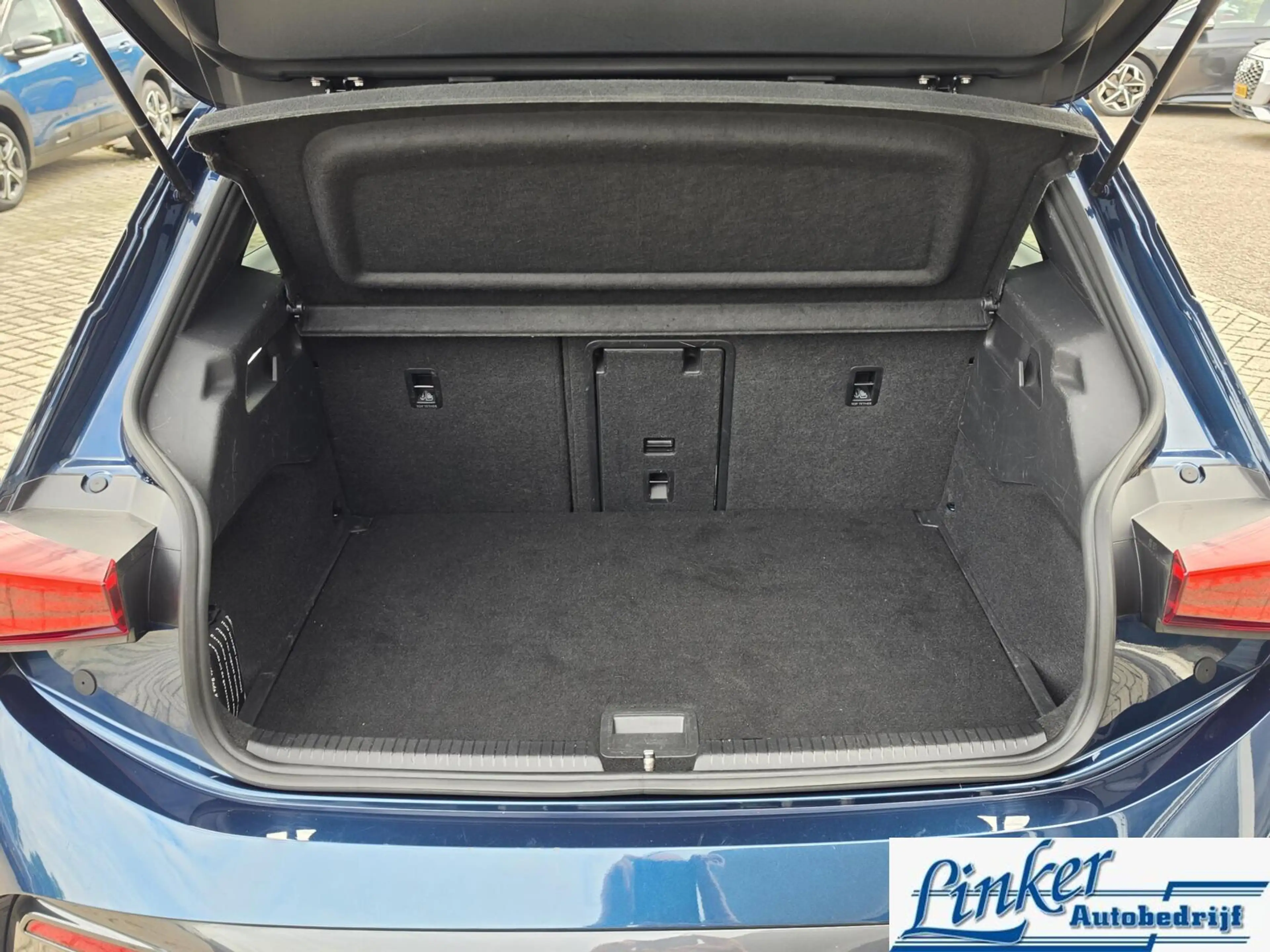 CUPRA Born Copper Edition One 62 kWh SOH 92%|PANO|NL-AUTO|STU — photo 11