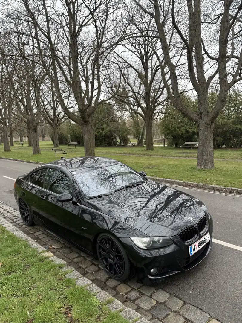 BMW 325 BMW E92 Coupé Schwarz - 2