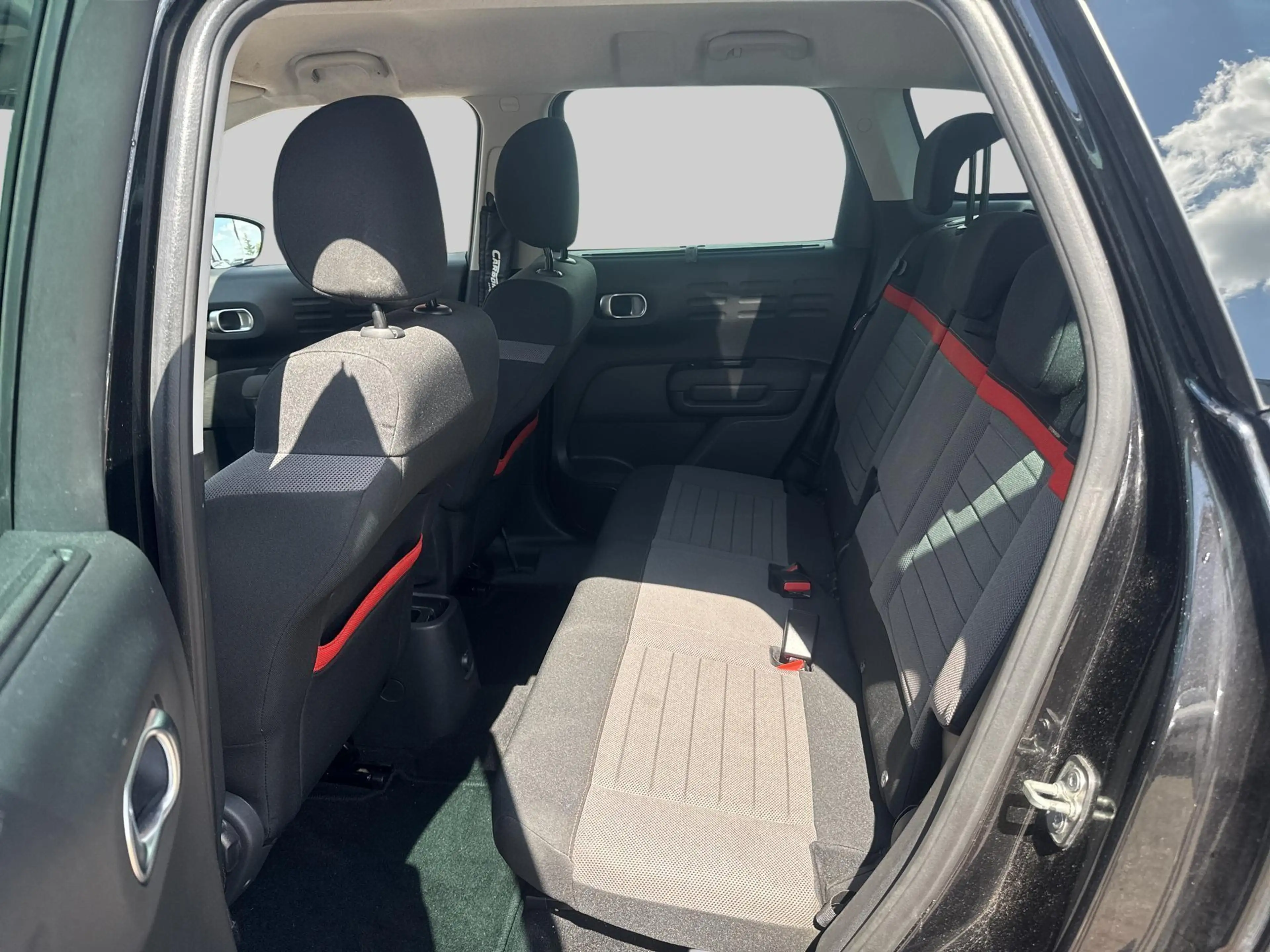 Citroen C3 Aircross 1.2 PureTech S&S Shine — photo 6