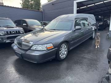 Corbillard V8 2005 pret a l emploie  * car-pass *