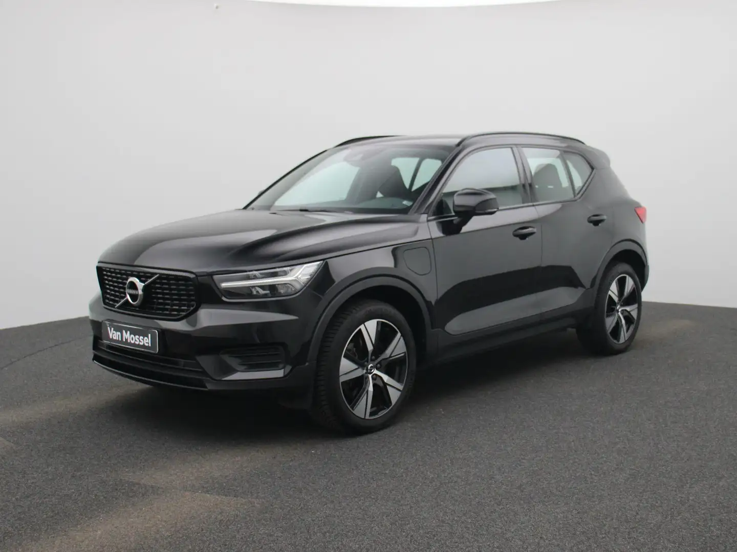 Volvo XC40 T5 Recharge R-Design | Achteruitrij Camera | Cruis Zwart - 1