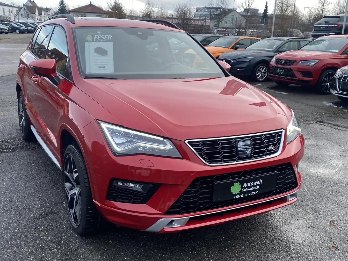 SEAT Ateca FR 2.0 TSI BEATS AHK ACC PANO 19" eKLAP LED Rot - 2