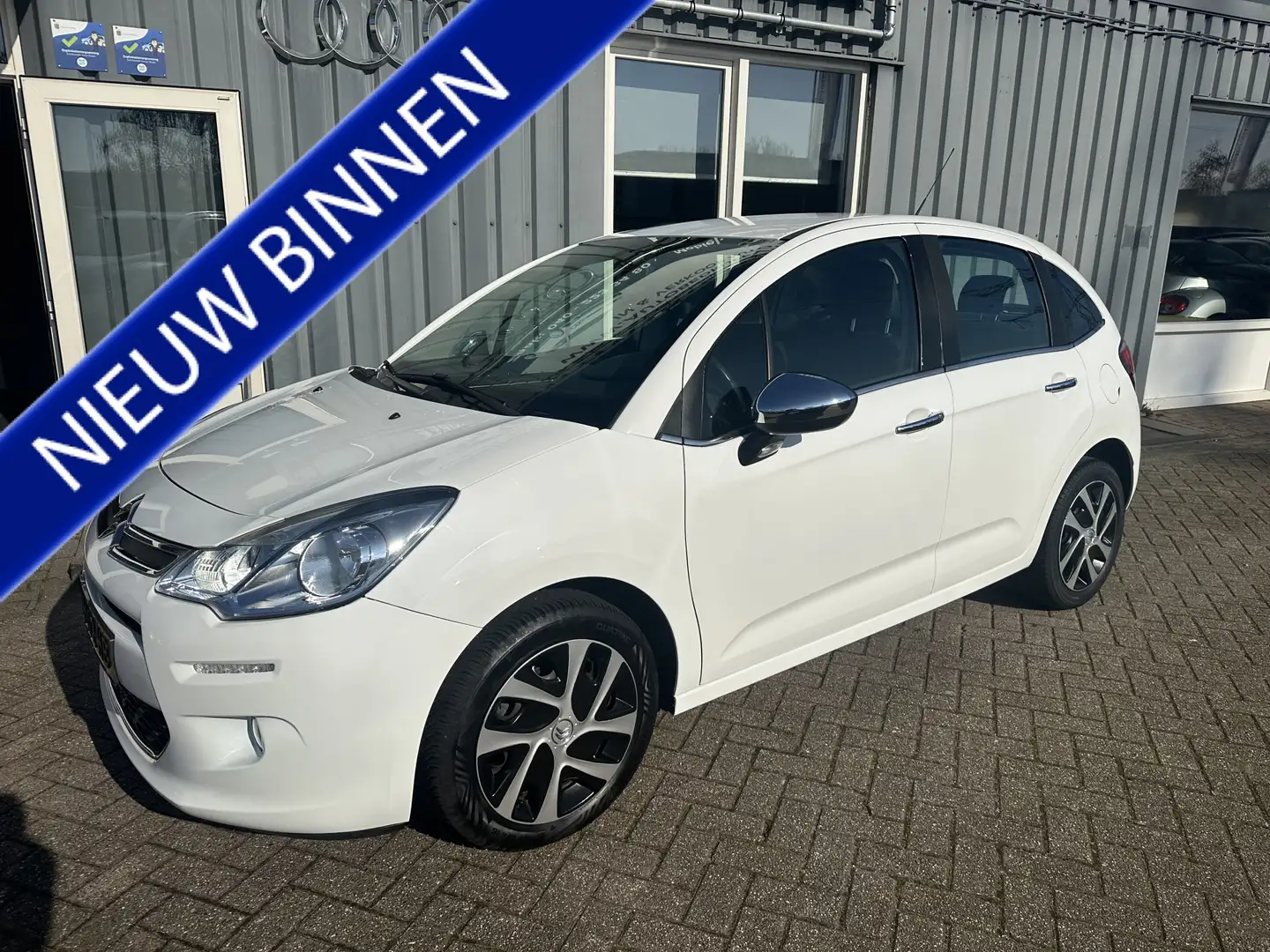 Citroen C3 1.0 PureTech Attraction Wit - 1