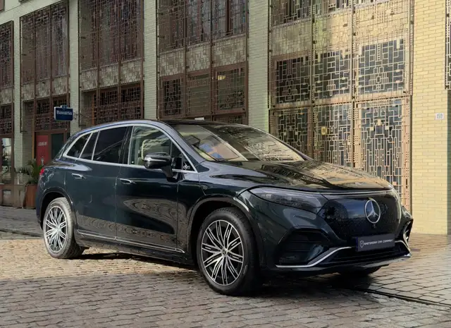 Mercedes-Benz EQS SUV