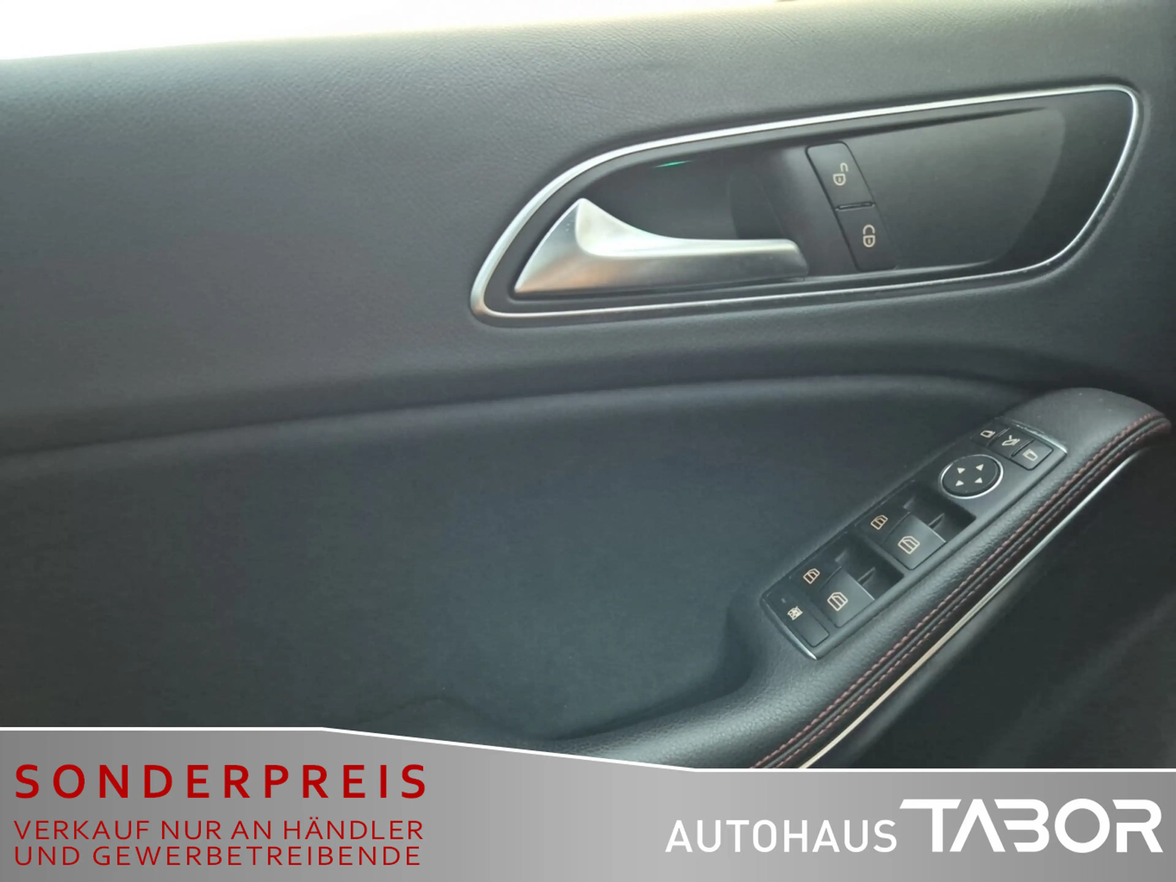 Mercedes-Benz A 45 AMG A45 AMG Dynamic-Plus Aero-Kit Nav LED Pano ParkA — photo 12