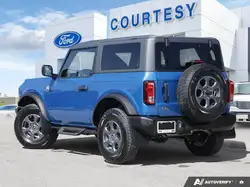 Ford Bronco снимка Ford Bronco