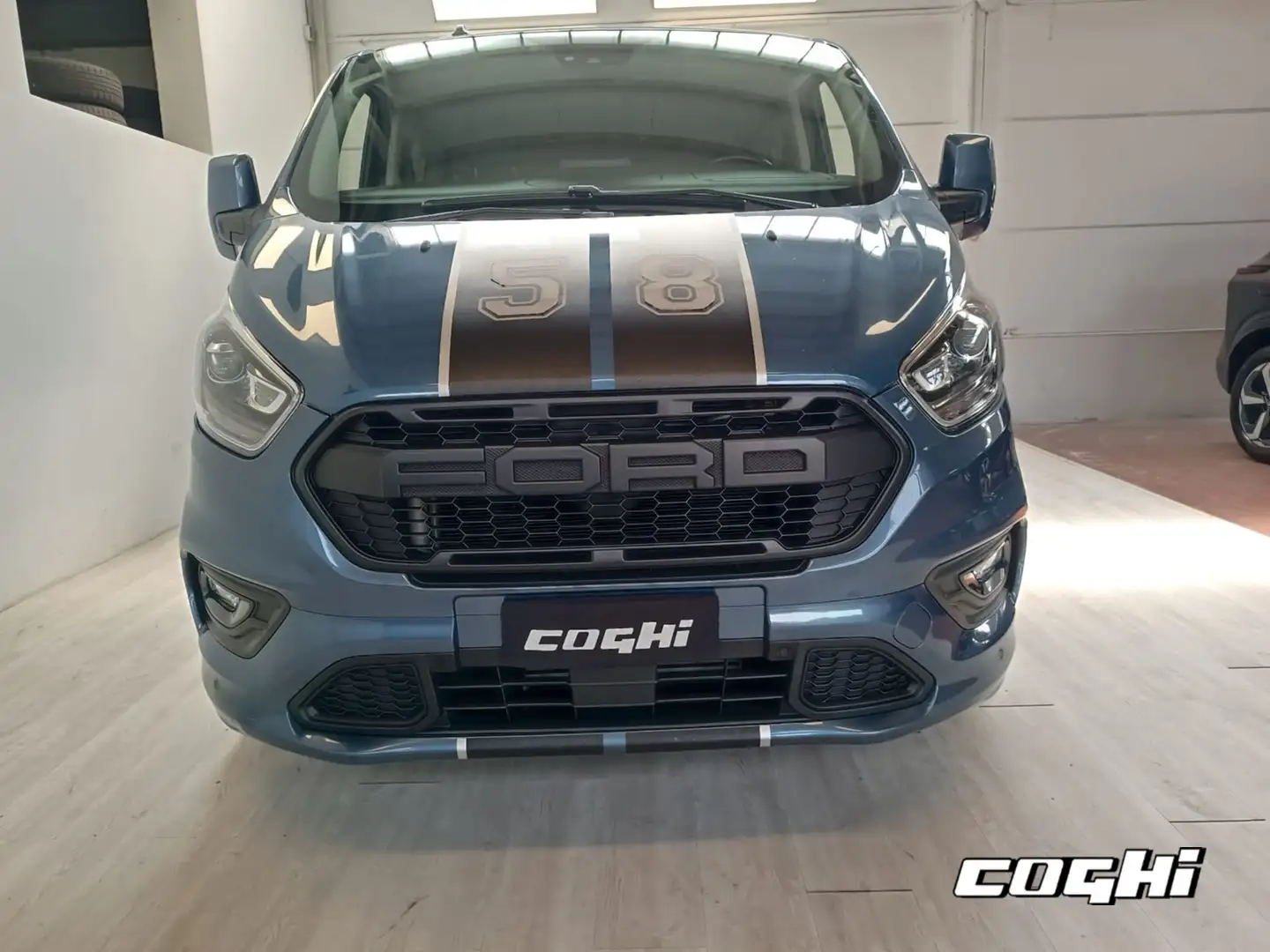 Ford Tourneo Custom 320 2.0 EcoBlue 185CV aut. PC Sport Grigio - 2