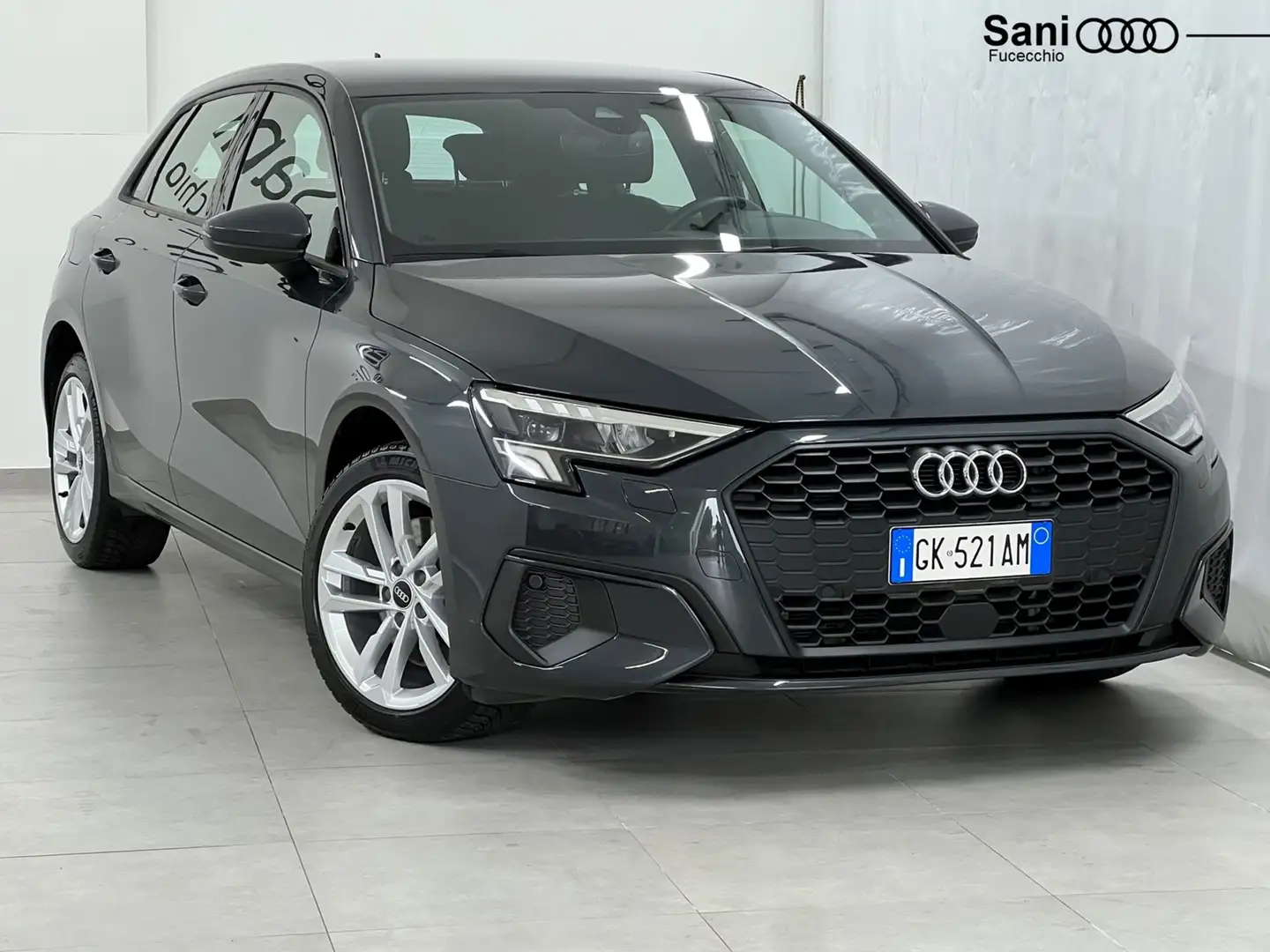 Audi A3 A3 Sportback 40 1.4 tfsi e Business s-tronic Grijs - 1