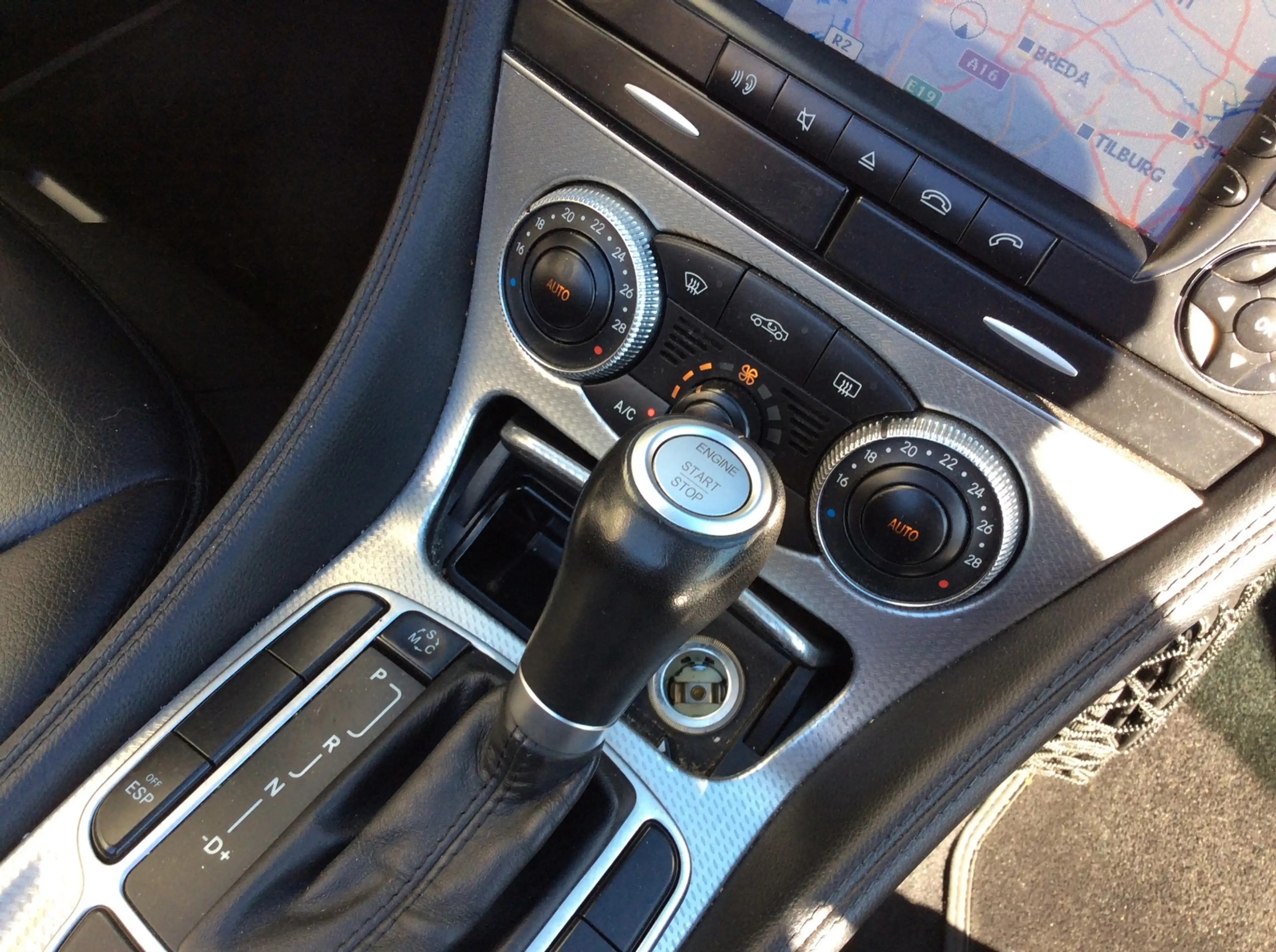 Mercedes-Benz SL 350 — photo 11