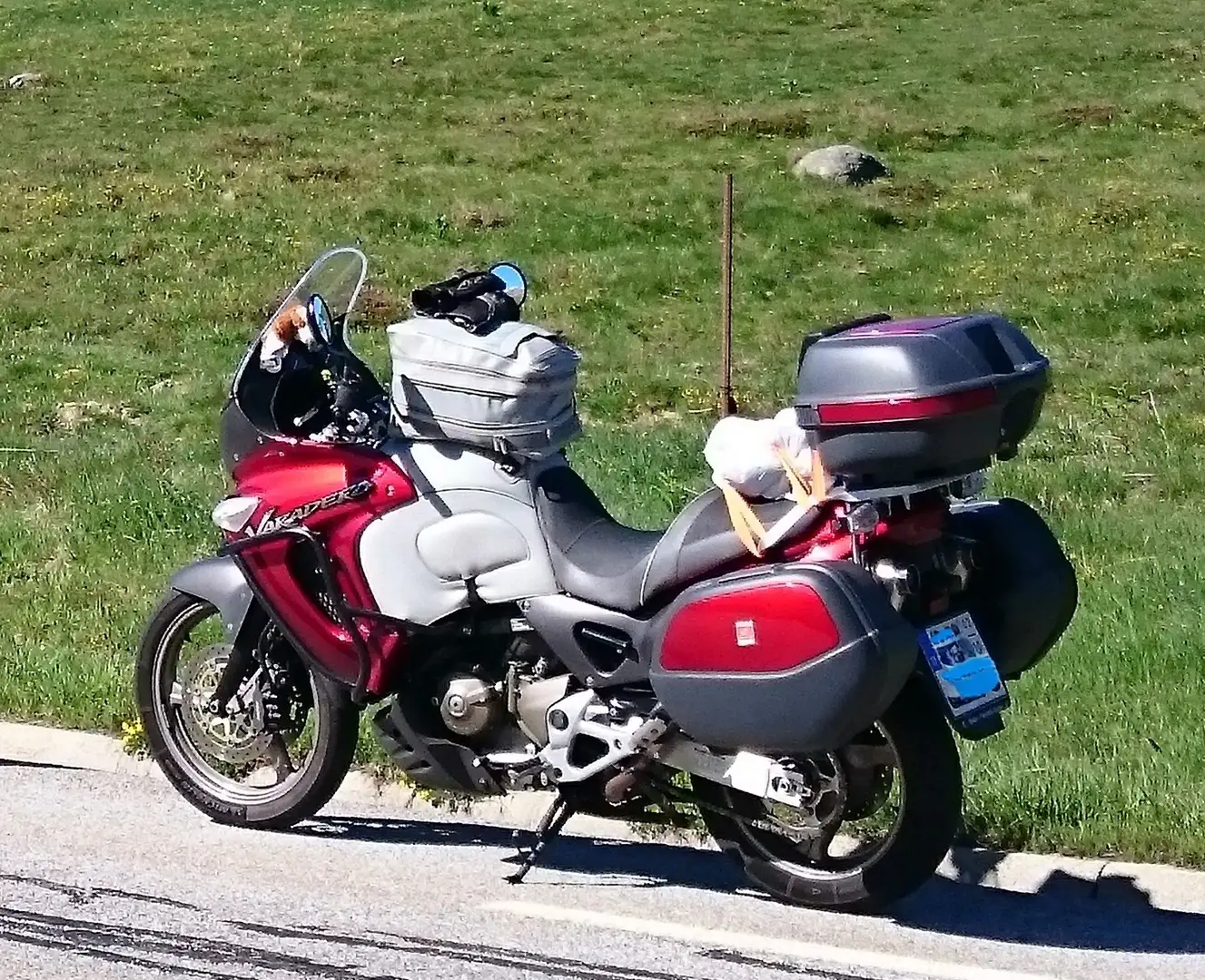 Honda XL 1000 Rojo - 2