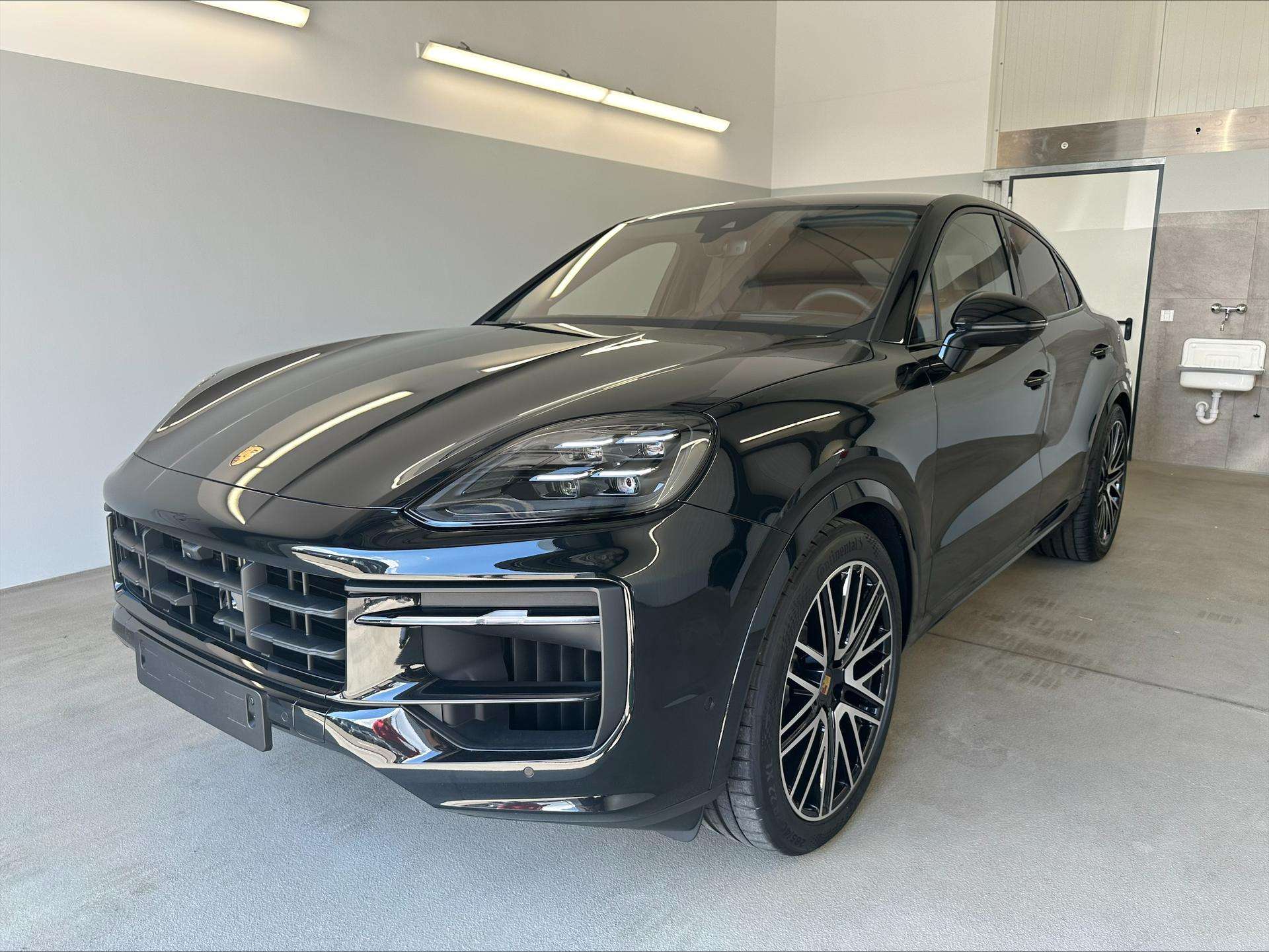 Second hand Porsche Cayenne 