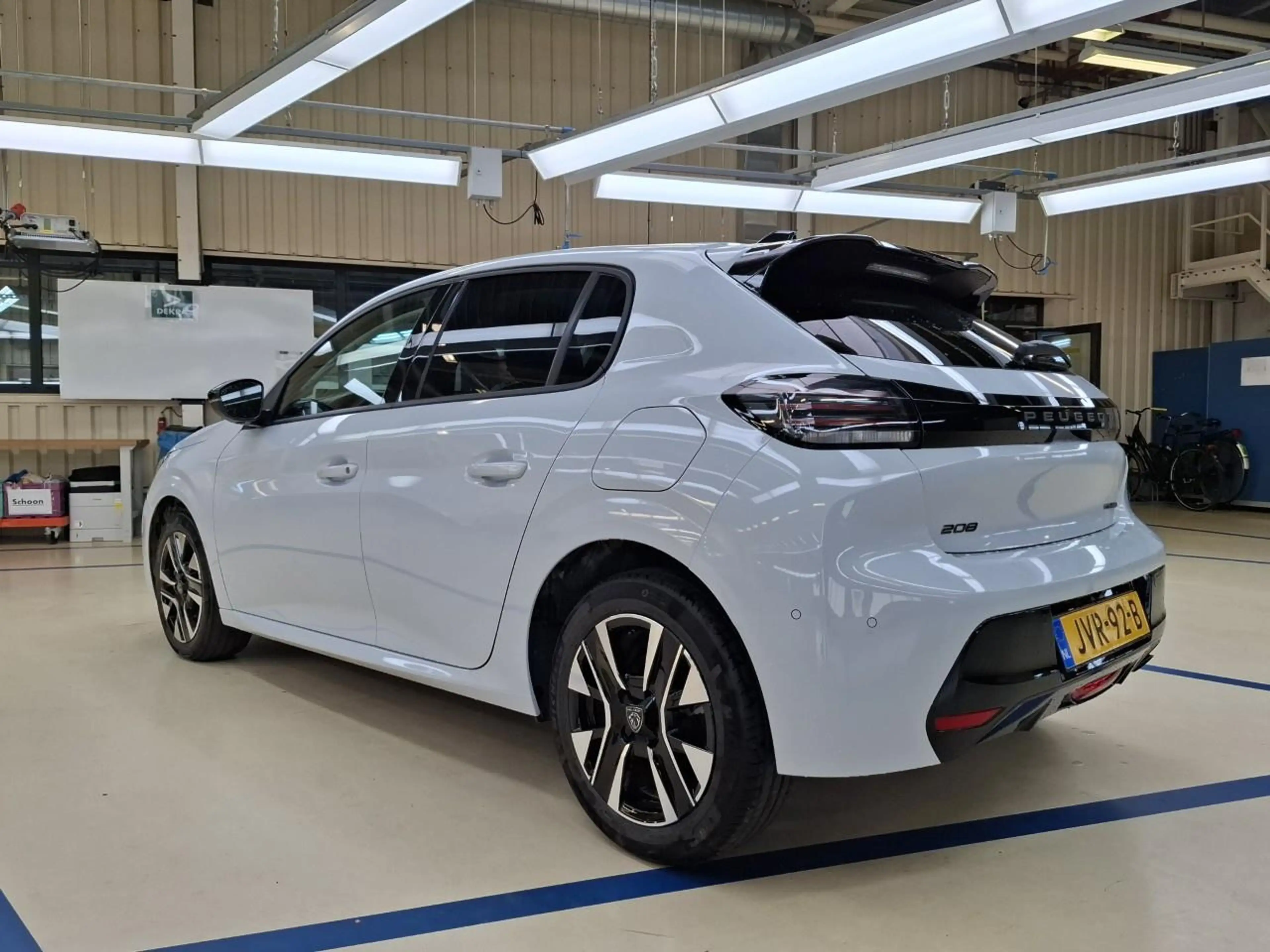 Peugeot 208 1.2 Hybrid 110 e-DCS6 Allure | Automaat | Navigati — photo 4