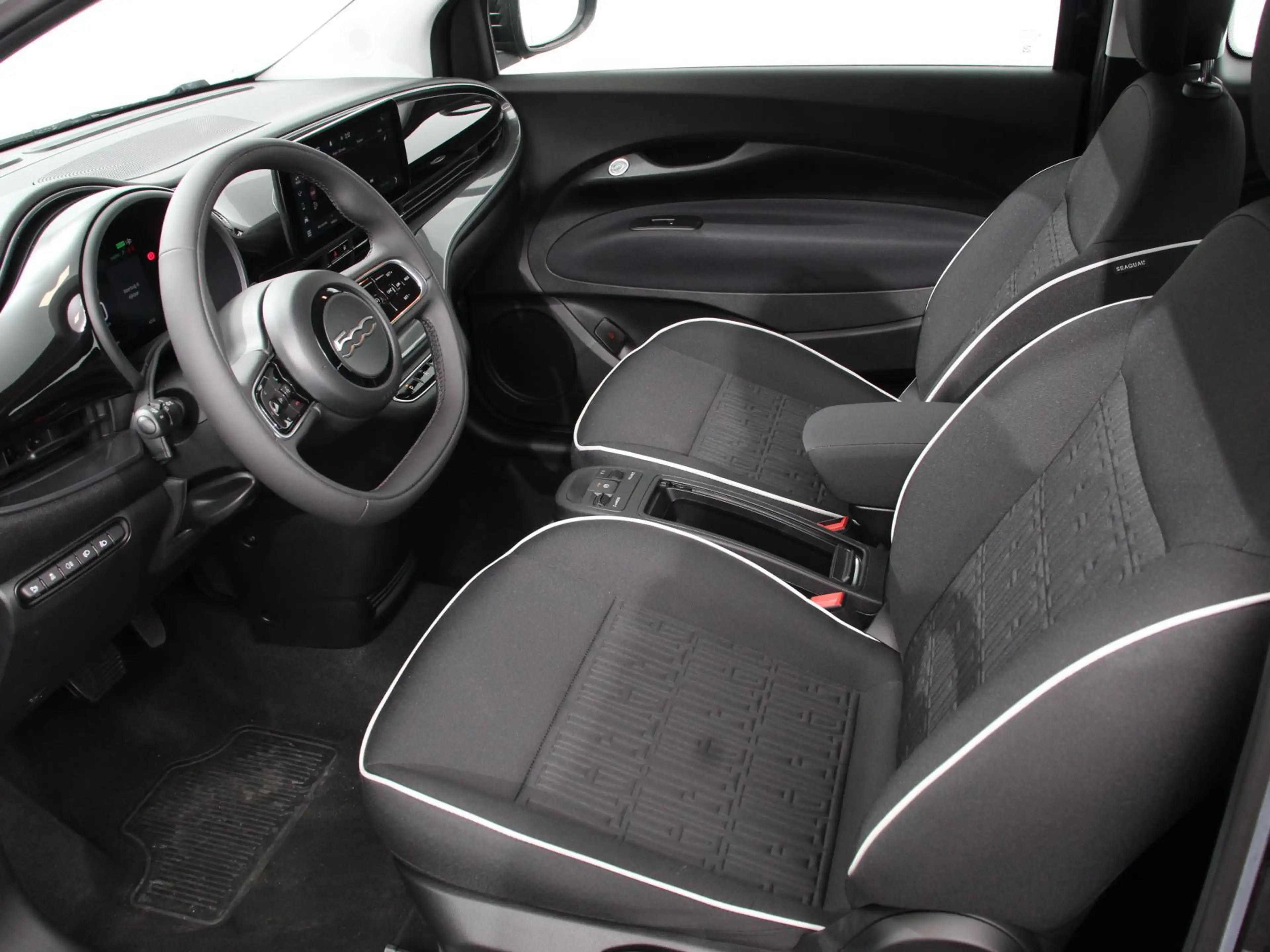 Fiat 500e Berline 42 kWh Automaat Climate control Cruise con — photo 9