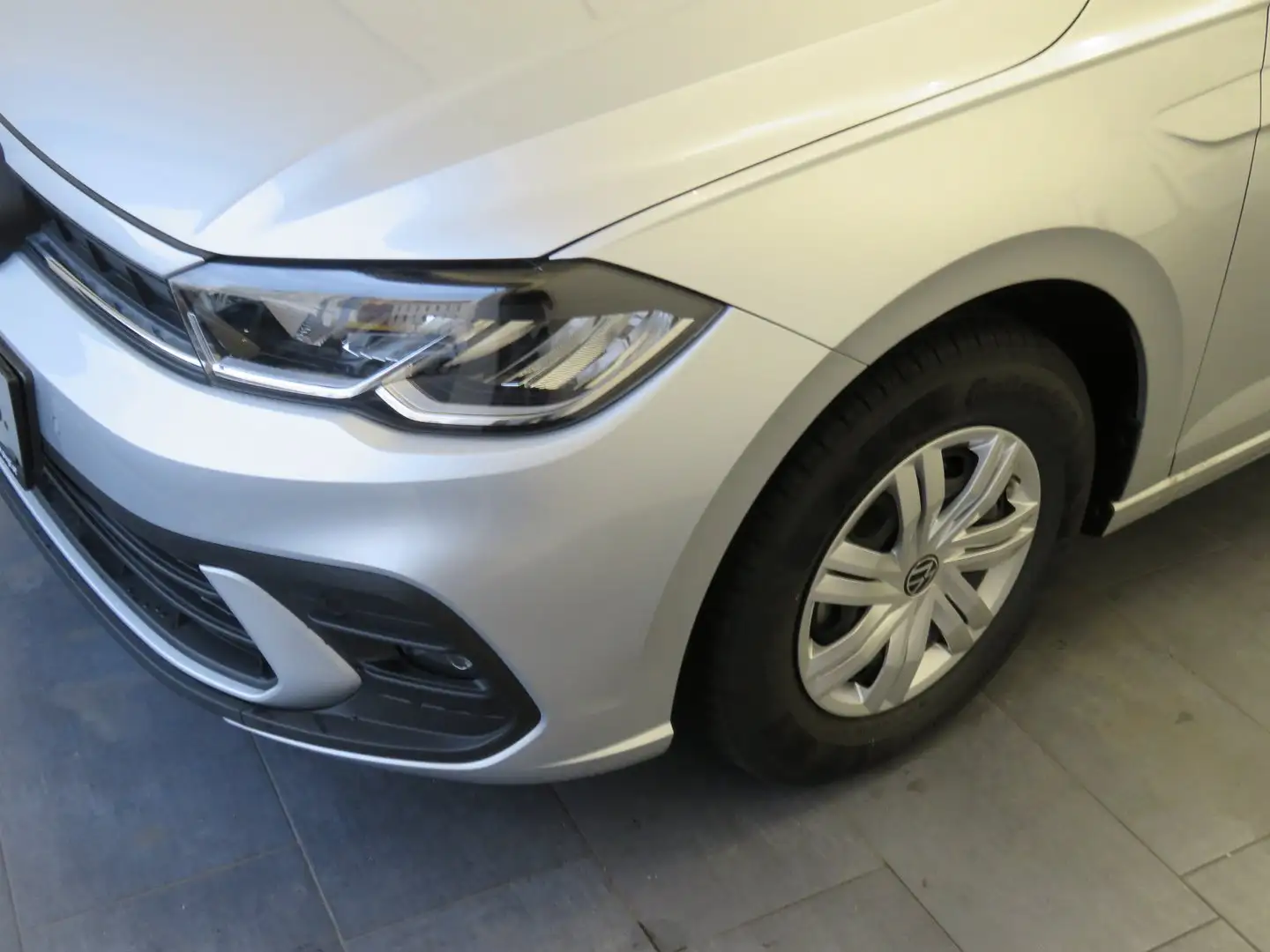 Volkswagen Polo 4Me Silber - 2