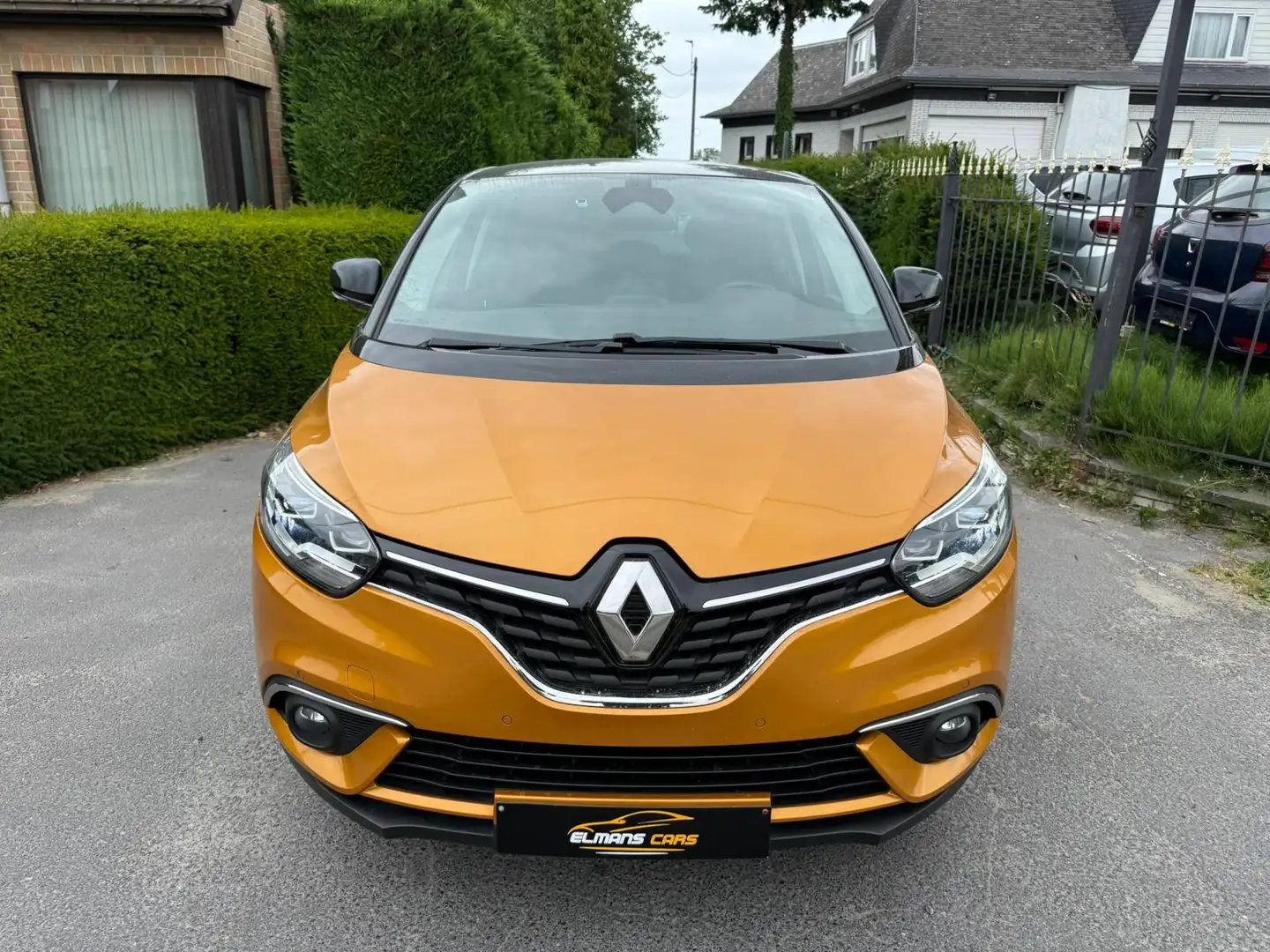 Renault Scenic 1.2 i  Bose Edition // 84.000Km // FULL OPTIONS - 2