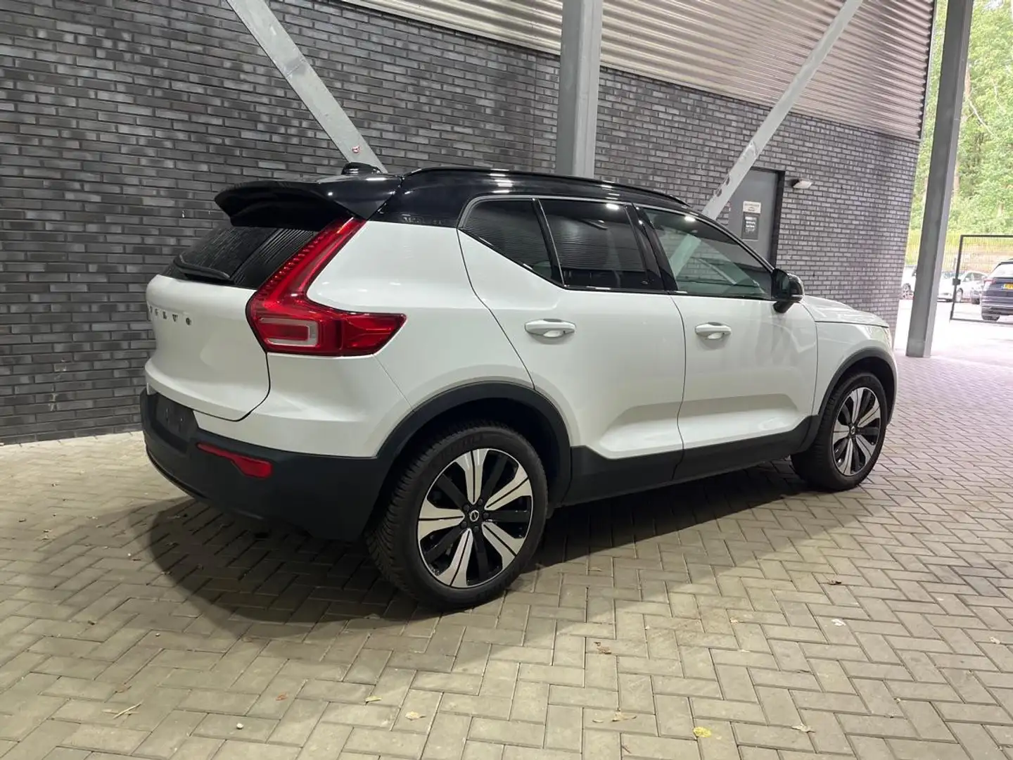 Volvo XC40 Recharge Twin 78 kWh | Stoel+Stuurverwarming | Cam Wit - 2