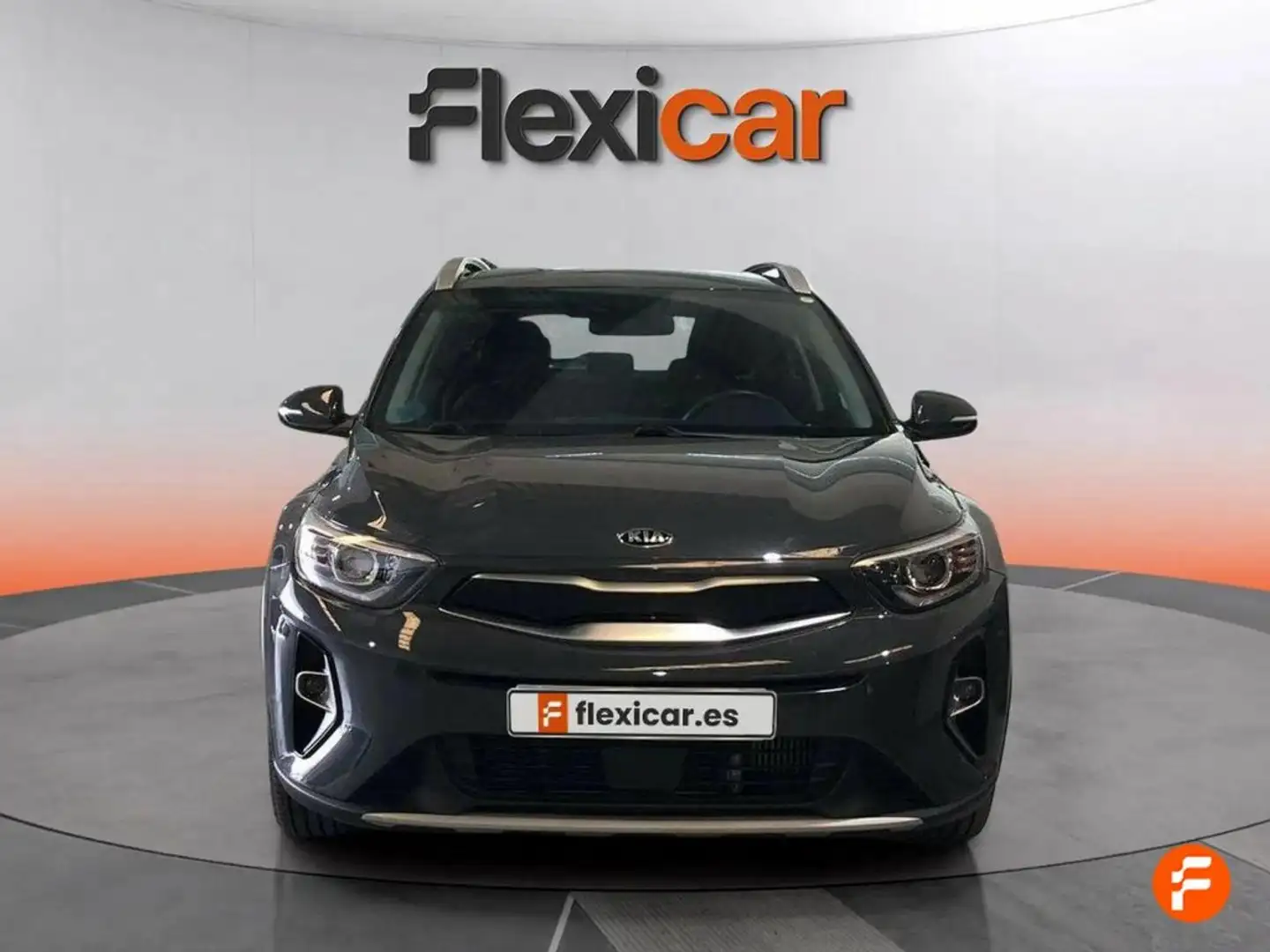 Kia Stonic 1.0 T-GDi 88kW (120CV) MHEV Drive DCT Gris - 2