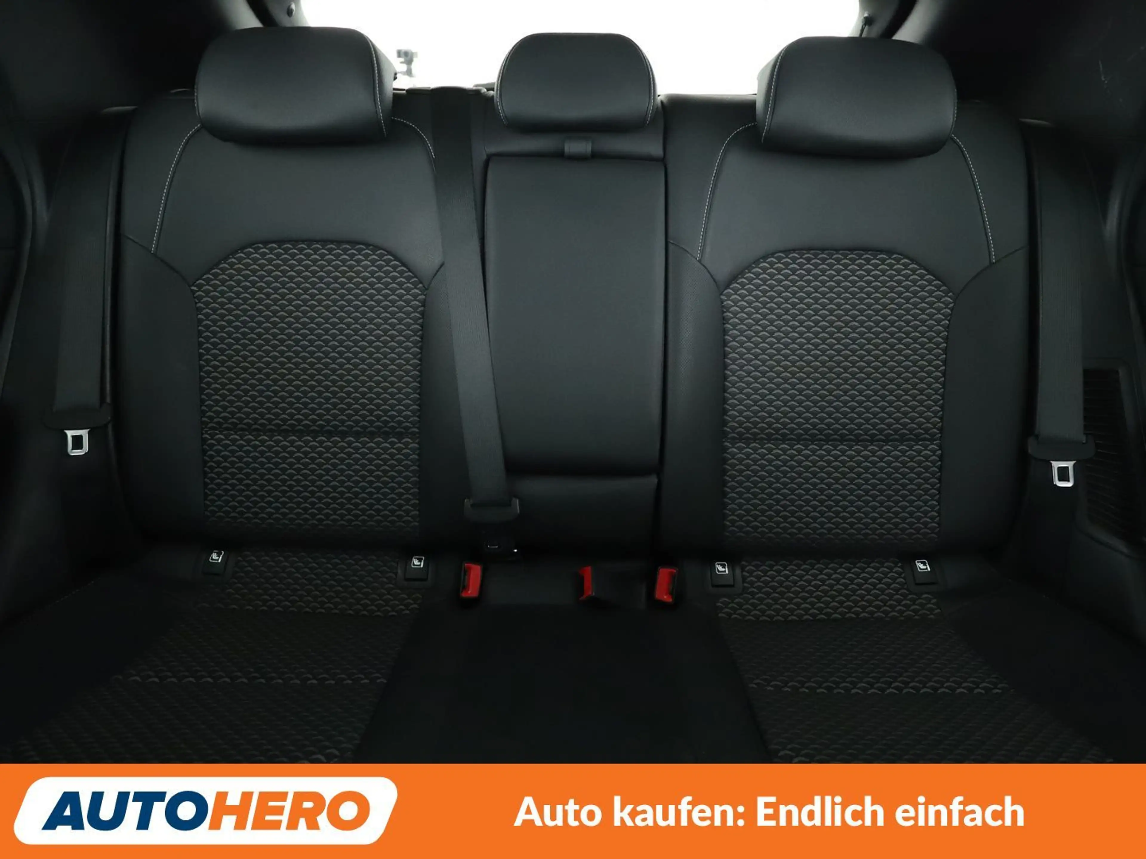 Kia XCeed 1.6 Plug-in Hybrid Platinum Edition Aut*NAVI*LED* — photo 15