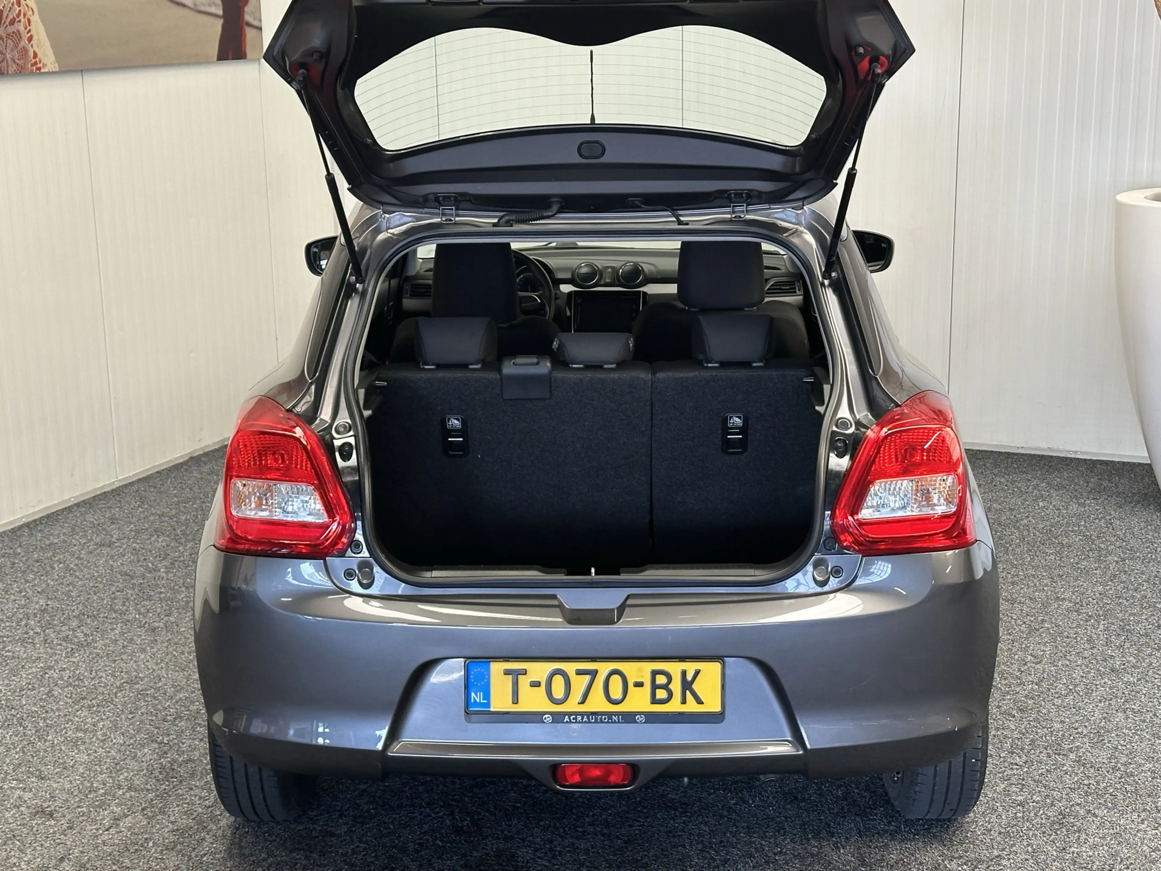 Suzuki Swift 1.2 COMFORT SMART HYBRID APPLE CARPLAY/ANDROID AUT — photo 38
