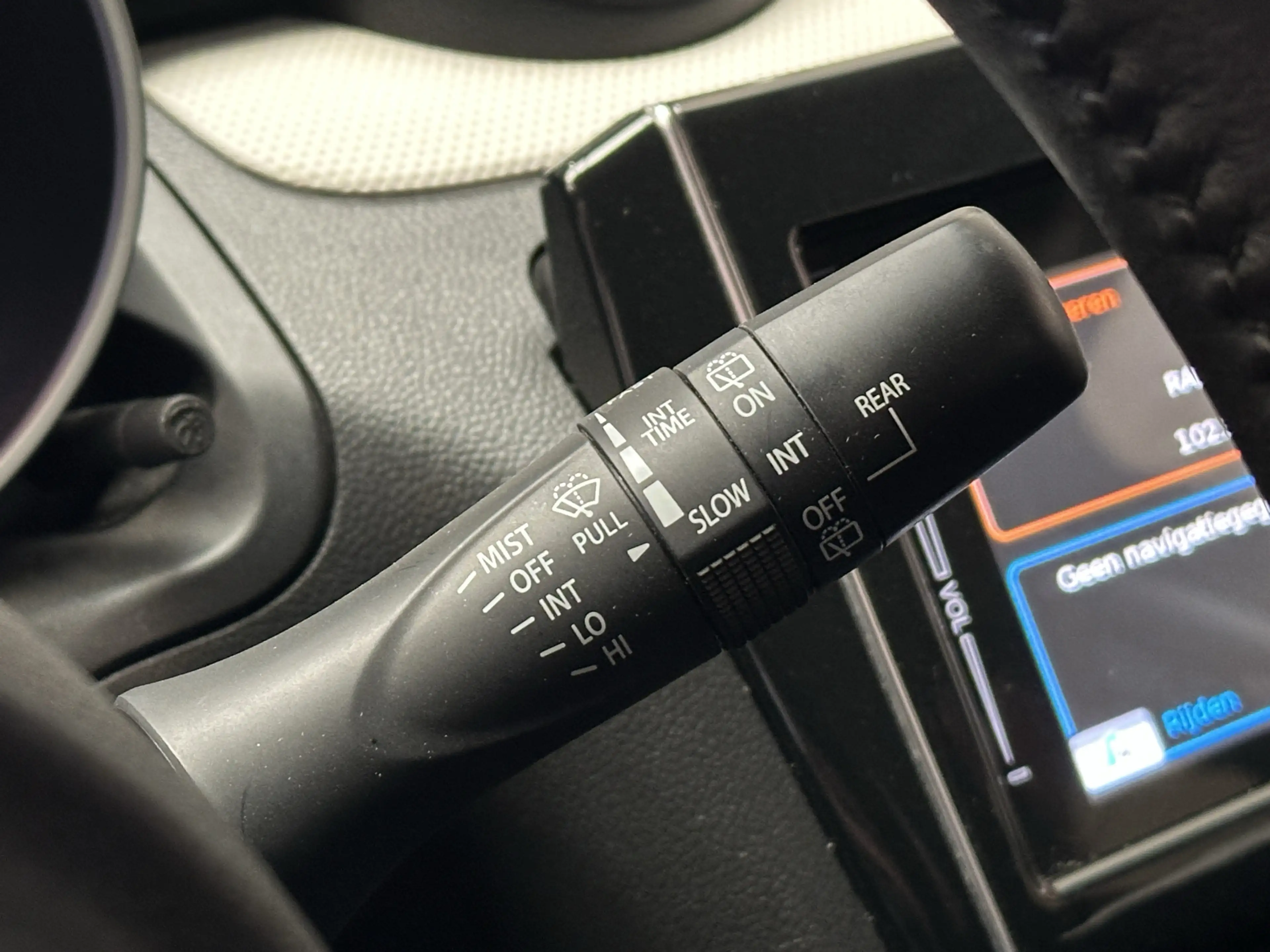 Suzuki Swift 1.2 COMFORT SMART HYBRID APPLE CARPLAY/ANDROID AUT — photo 33