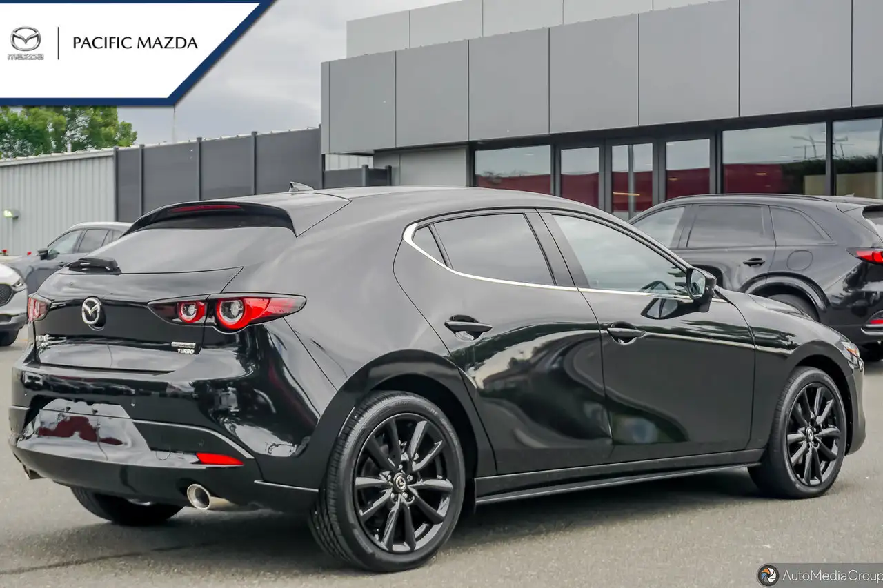 Mazda 3 снимка Mazda 3