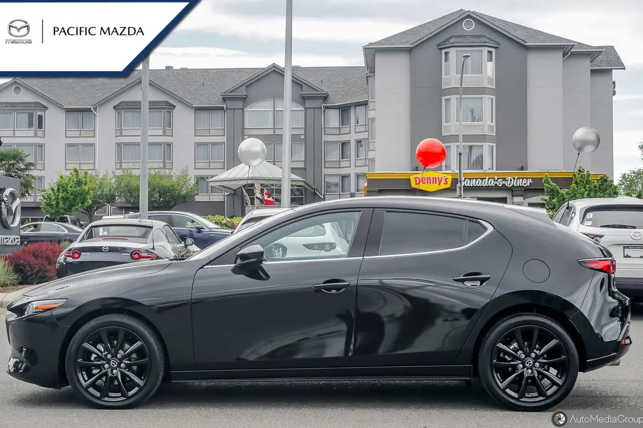 Mazda 3 снимка Mazda 3