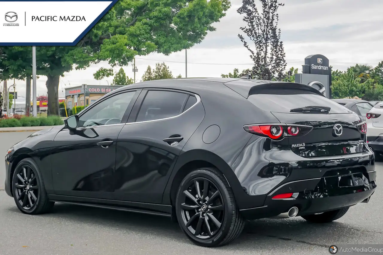 Mazda 3 снимка Mazda 3