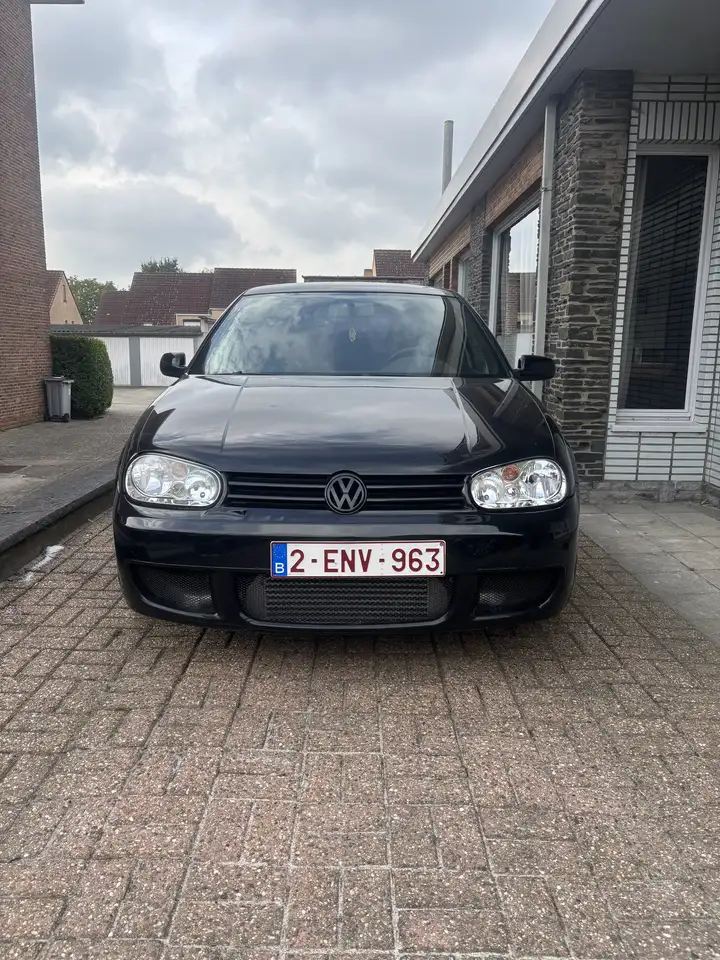 Volkswagen Golf GTI