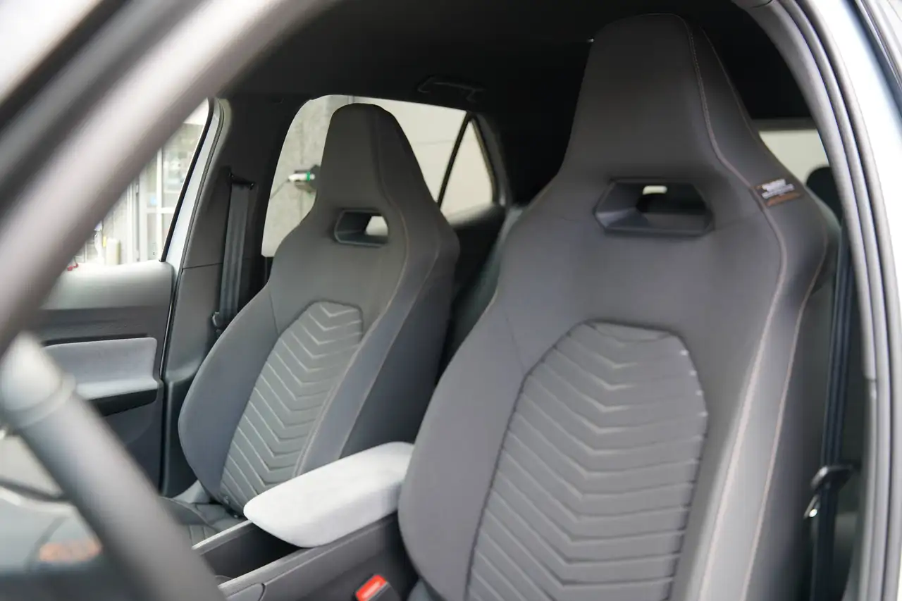 Cupra Born 82 kWh MODEL 2025 *WARMTEPOMP / HEAD-UP / CAMERA / SFEERVERLICHTING / ZETELVERWARMING /, миниатюра 4